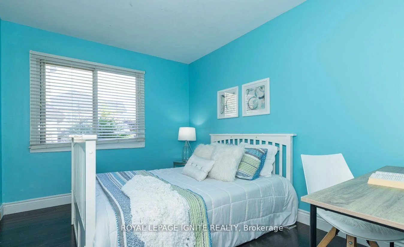 Photo 13 of 878 Strouds Lane, Pickering, Amberlea — HOMEH