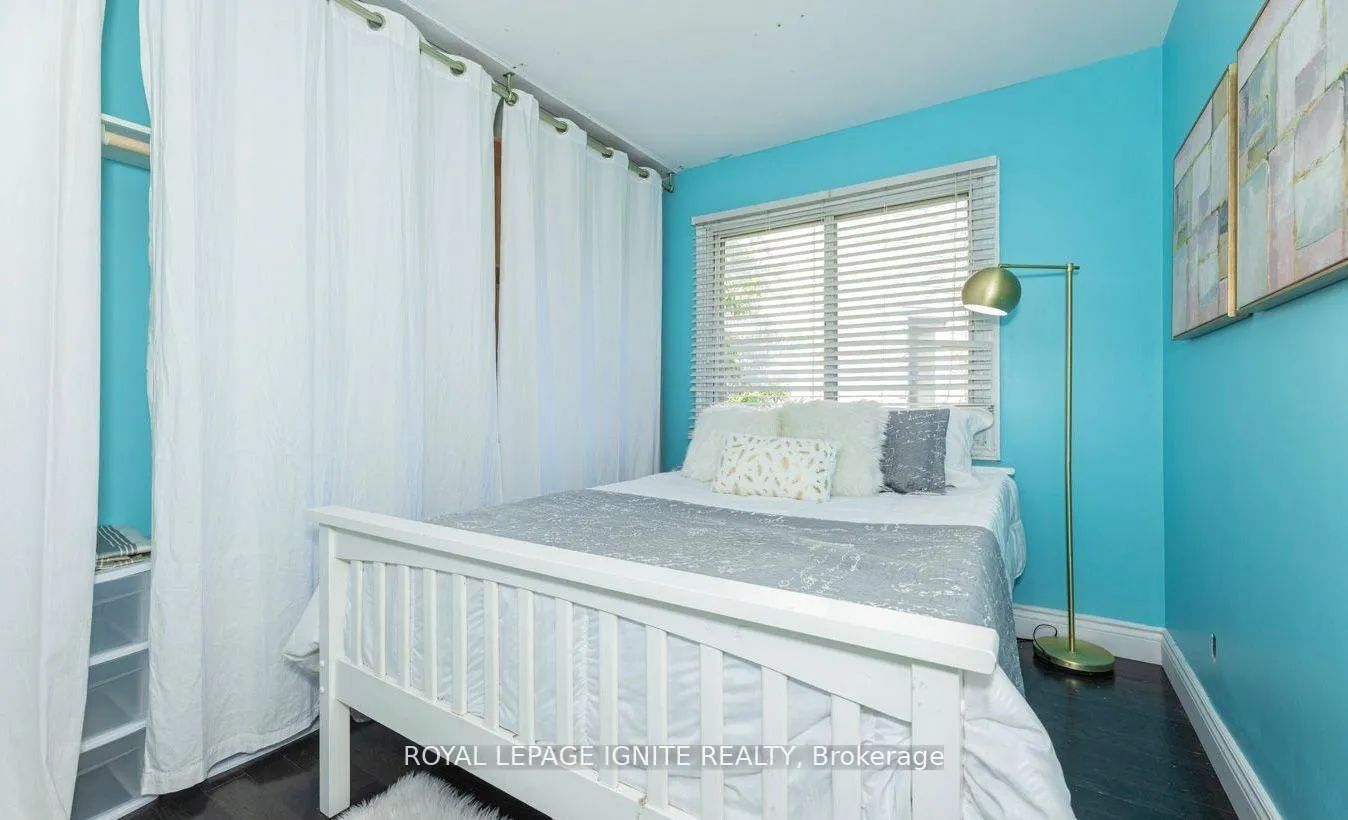 Photo 15 of 878 Strouds Lane, Pickering, Amberlea — HOMEH