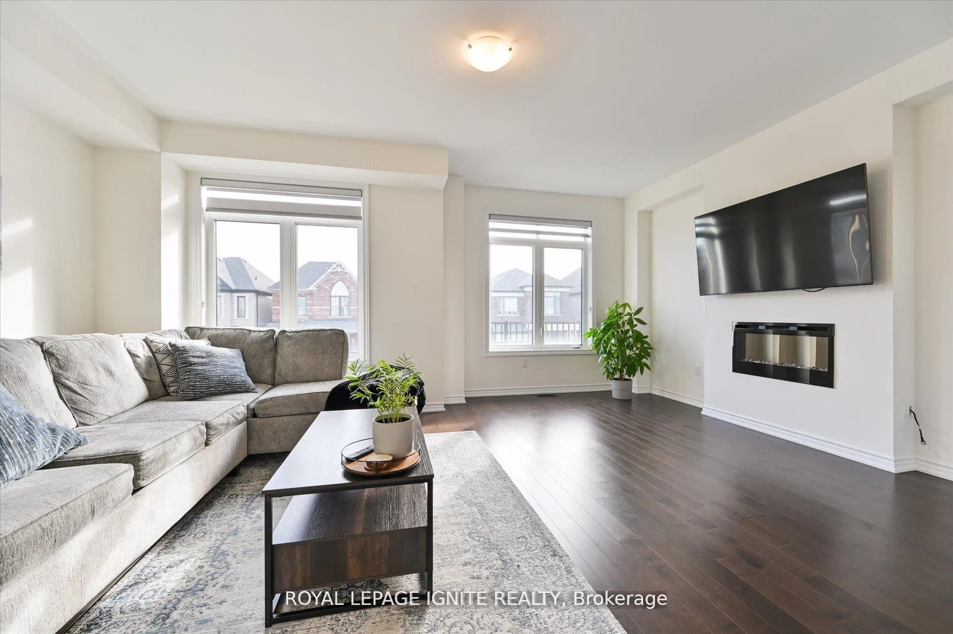 Photo 11 of 39 Minnock Street, Caledon, Rural Caledon — HOMEH