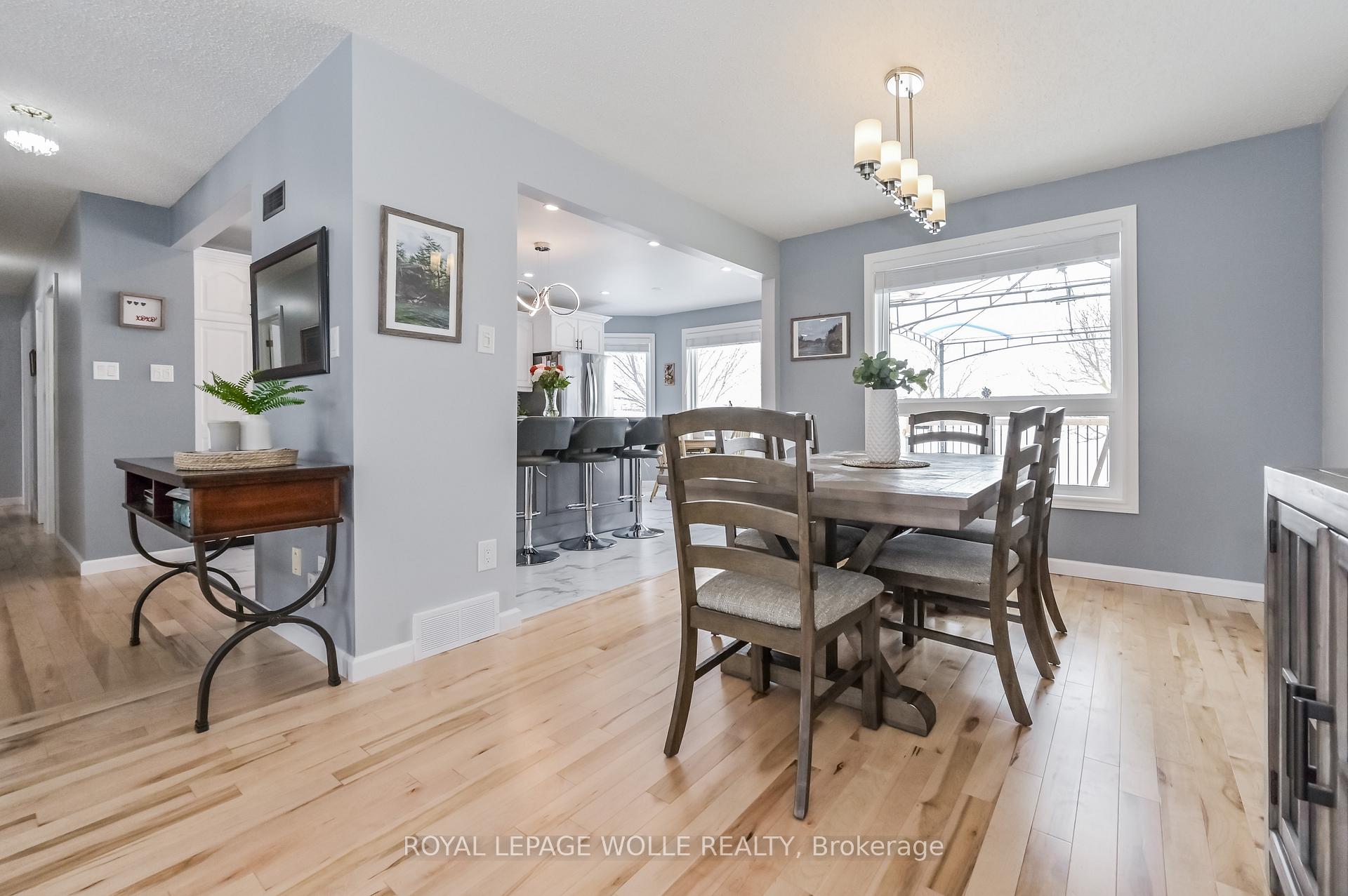 Photo 9 of 29 Bonniewood Drive, Mapleton, Rural Mapleton — HOMEH
