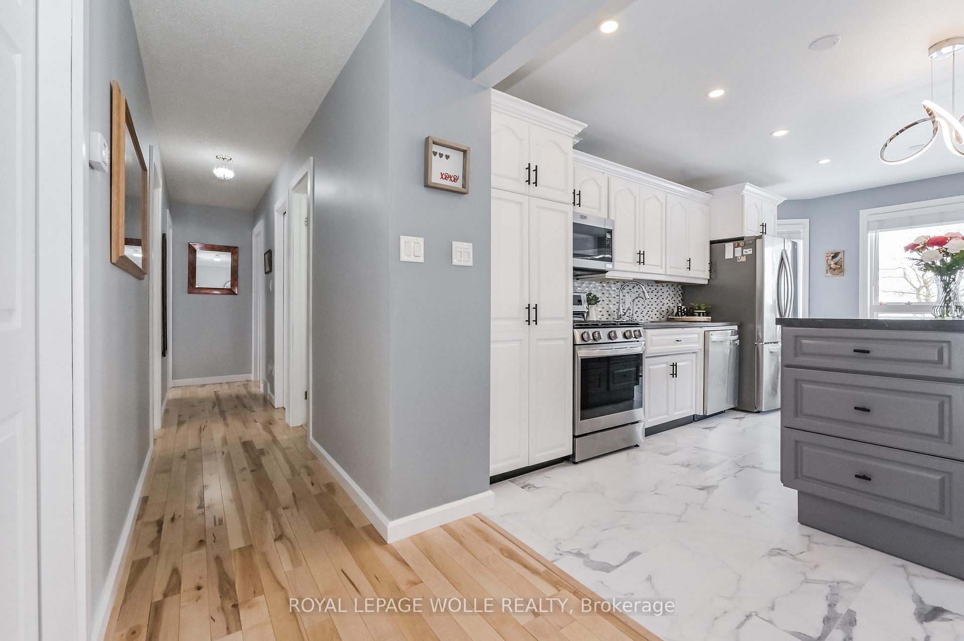 Photo 14 of 29 Bonniewood Drive, Mapleton, Rural Mapleton — HOMEH