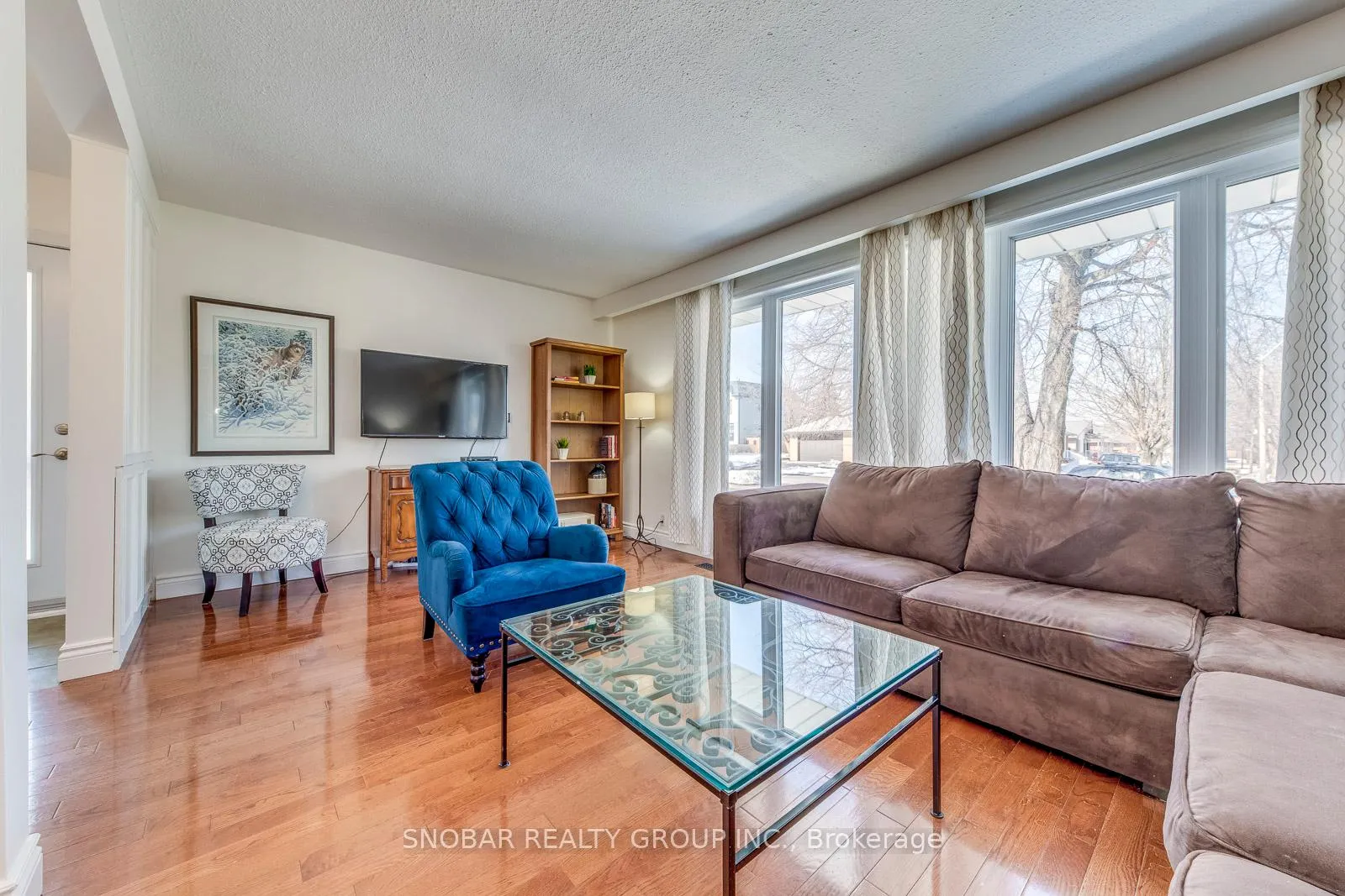 Photo 6 of 19 Powburn Place, Etobicoke, Willowridge-Martingrove-Richview — HOMEH