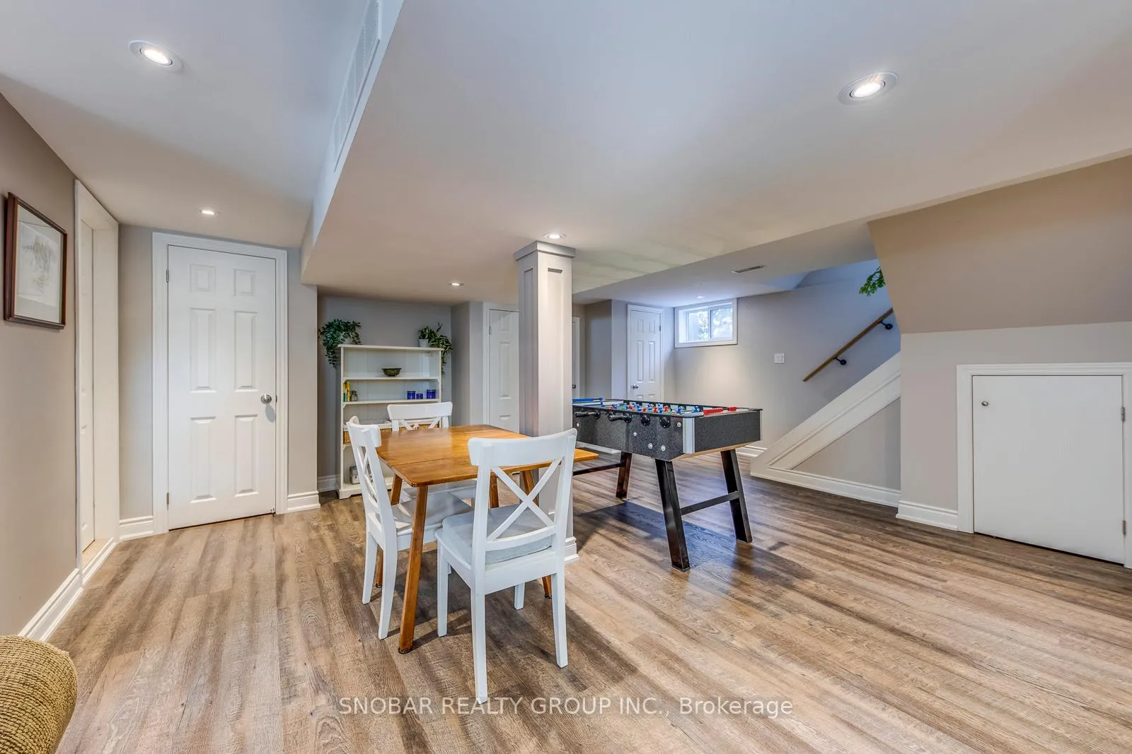 Photo 18 of 19 Powburn Place, Etobicoke, Willowridge-Martingrove-Richview — HOMEH