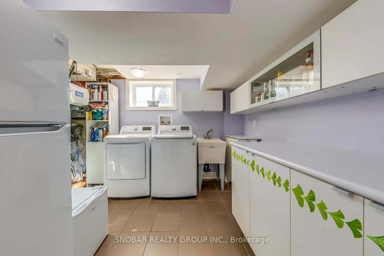 Photo 24 of 19 Powburn Place, Etobicoke, Willowridge-Martingrove-Richview — HOMEH