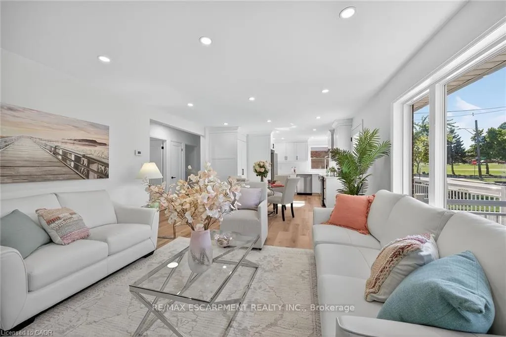 Photo 13 of Unit 1, 175 East 45th Street, Hamilton, Hampton Heights — HOMEH