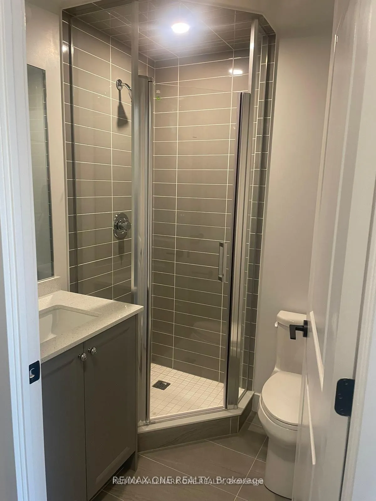 Photo 10 of Unit 609, 2343 Khalsa Gate, Oakville, Westmount — HOMEH