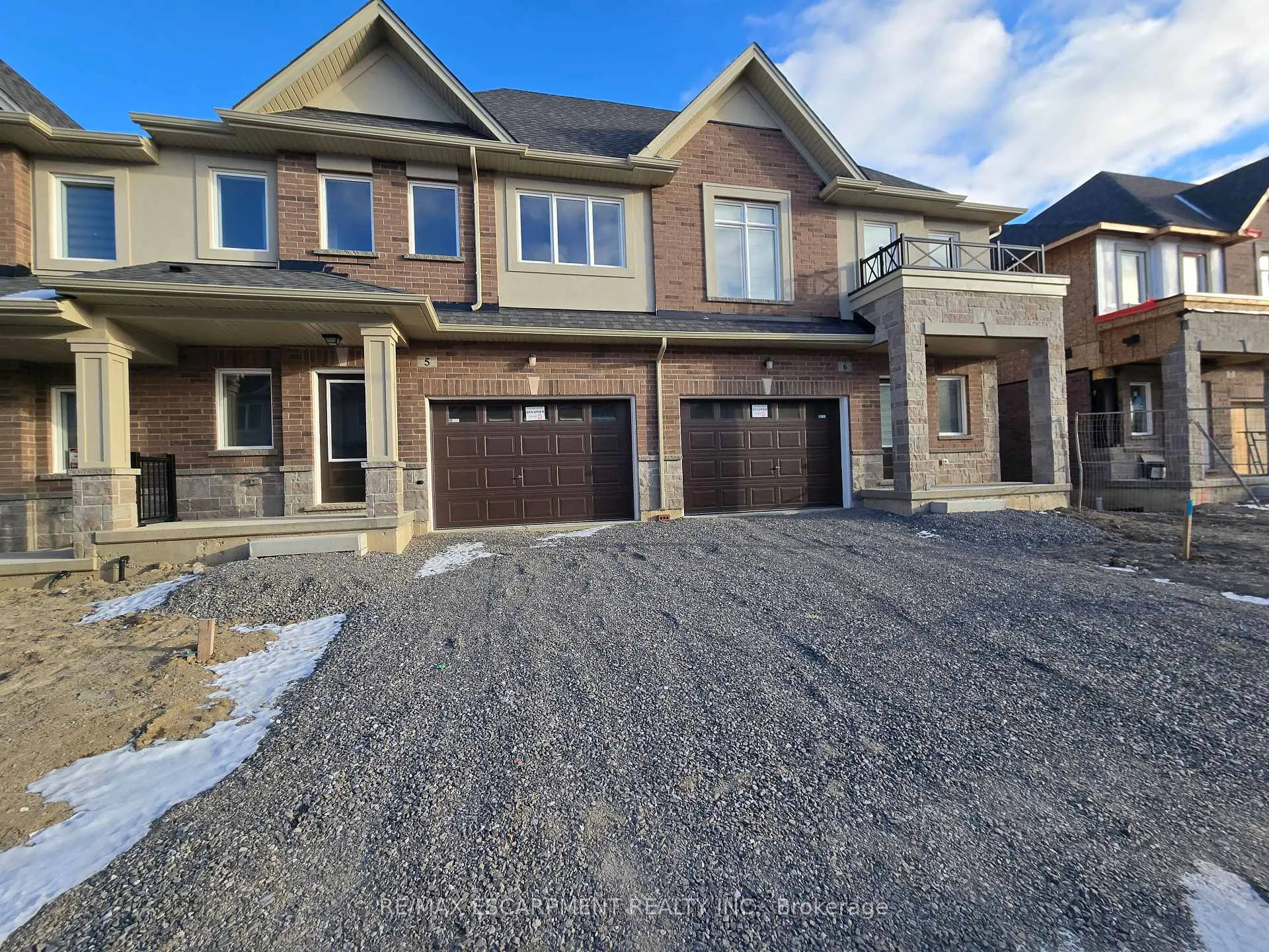 Photo 1 of Unit 5, 205 Thames Way, Hamilton, Mount Hope — HOMEH