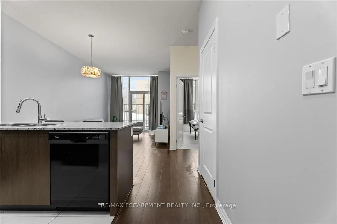 Photo 8 of Unit 104, 80 Esther Lorrie Drive, Etobicoke, West Humber-Clairville — HOMEH