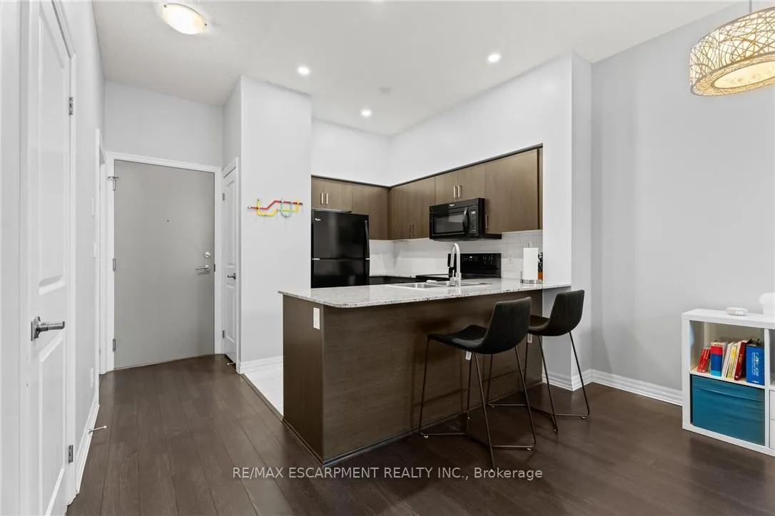 Photo 10 of Unit 104, 80 Esther Lorrie Drive, Etobicoke, West Humber-Clairville — HOMEH