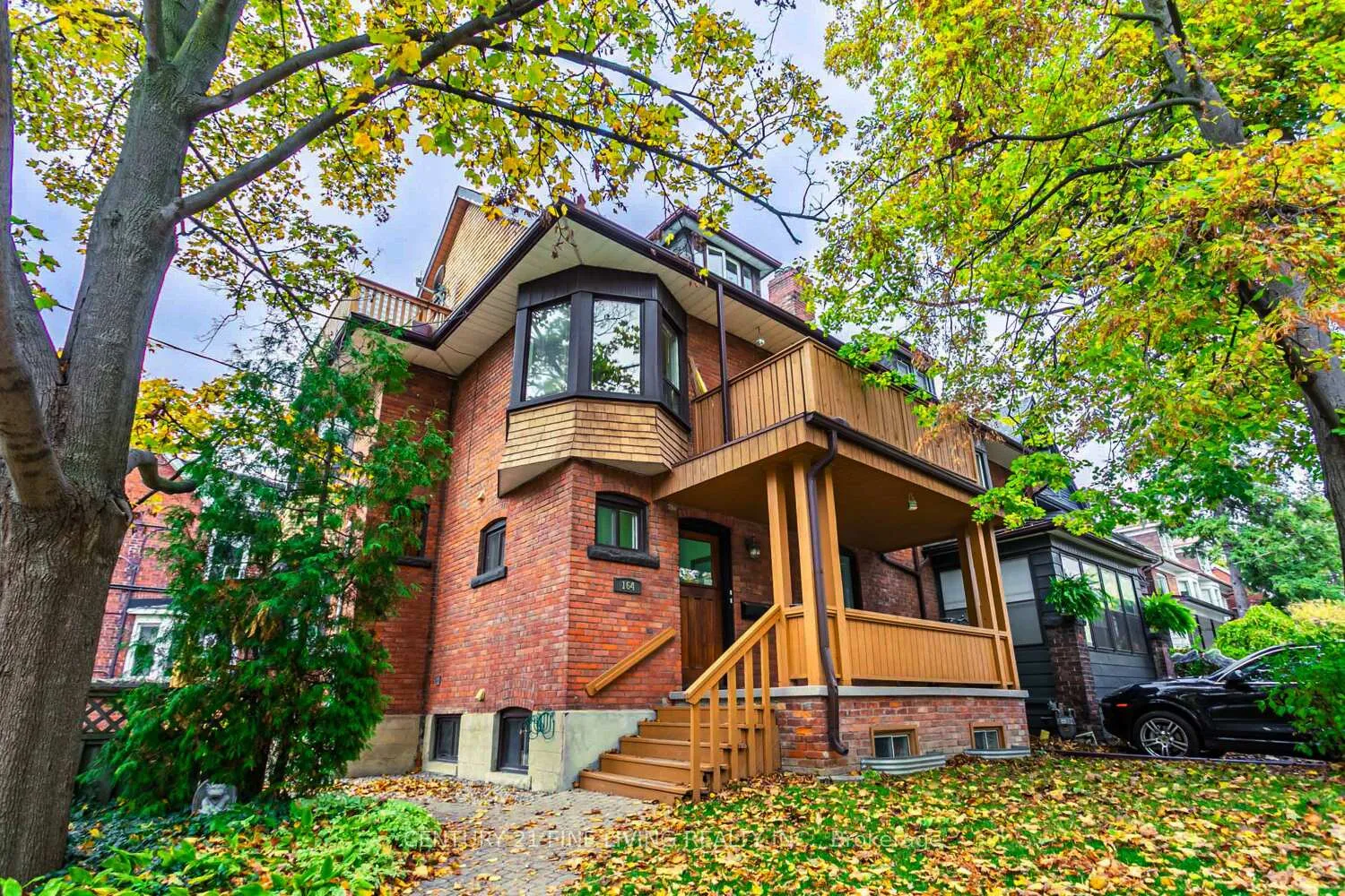 Photo 2 of 164 Sunnyside Avenue, Toronto, High Park-Swansea — HOMEH