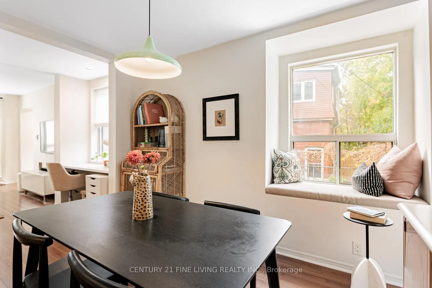 Photo 15 of 164 Sunnyside Avenue, Toronto, High Park-Swansea — HOMEH