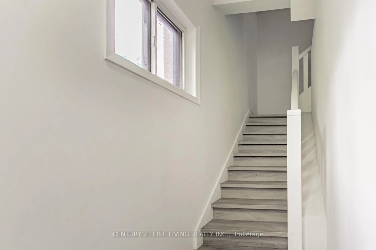 Photo 20 of 164 Sunnyside Avenue, Toronto, High Park-Swansea — HOMEH