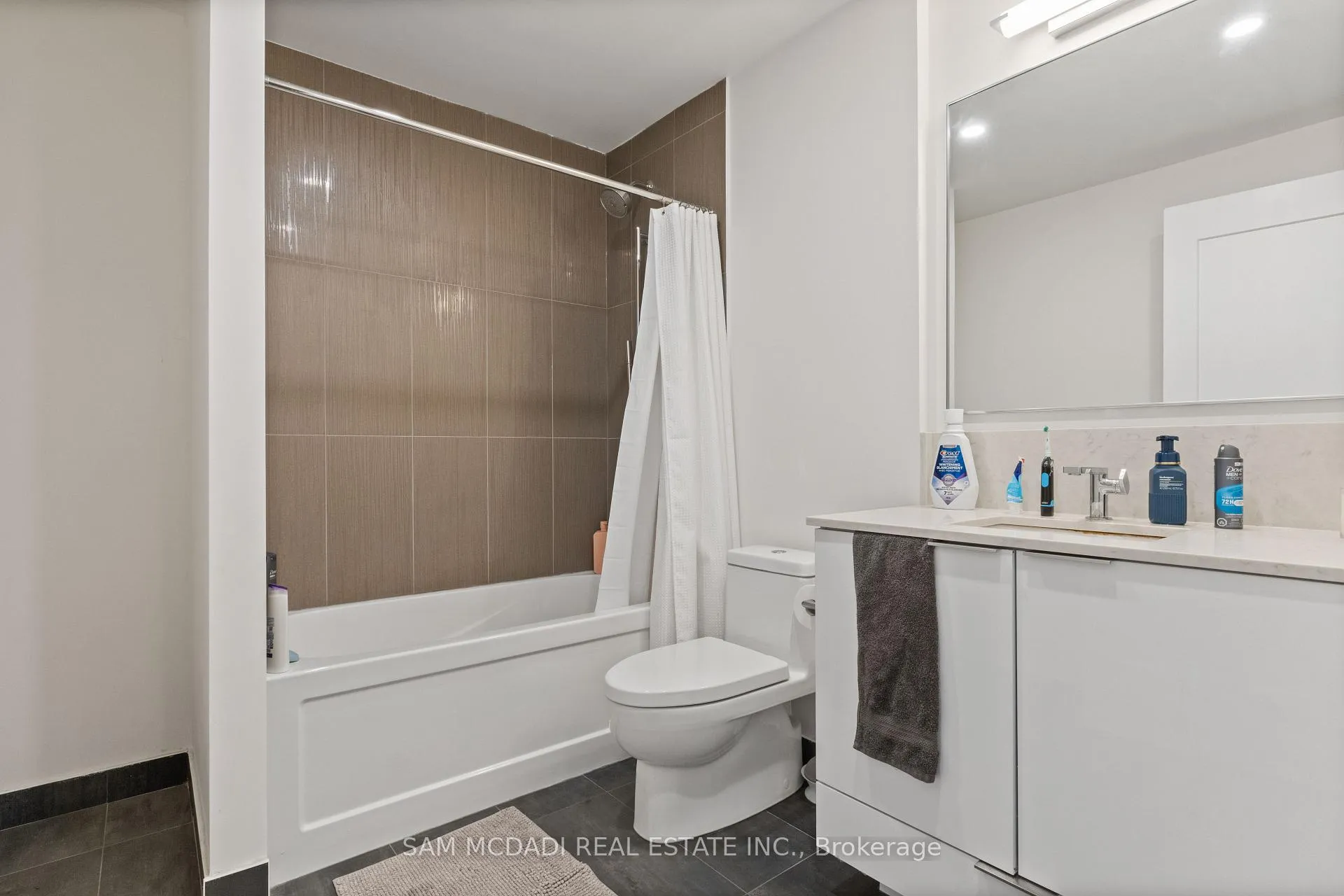 Photo 42 of Unit 1809, 28 Freeland Street, Toronto, Waterfront Communities — HOMEH
