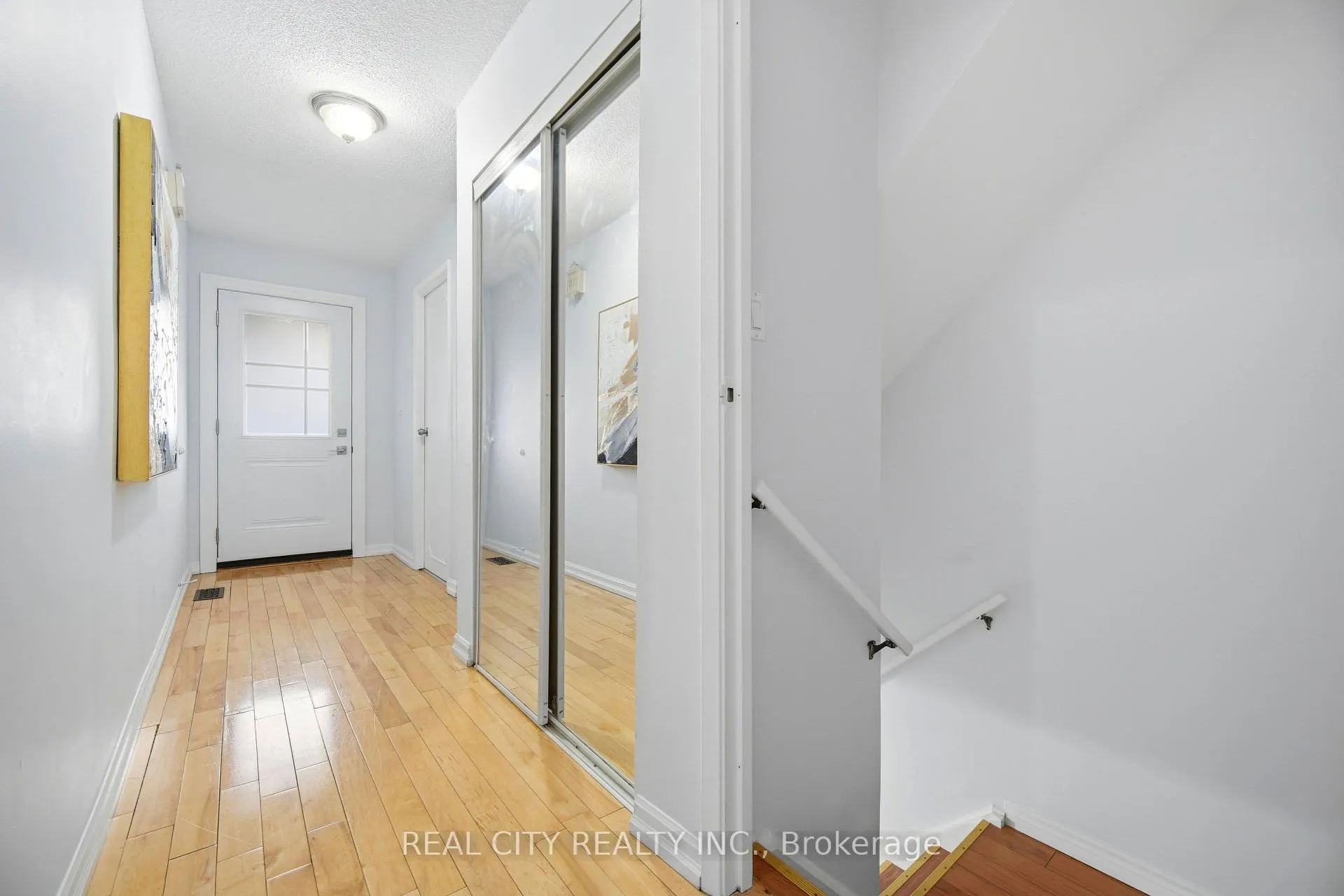 Photo 36 of 424 Jackson Street W, Hamilton, Kirkendall — HOMEH