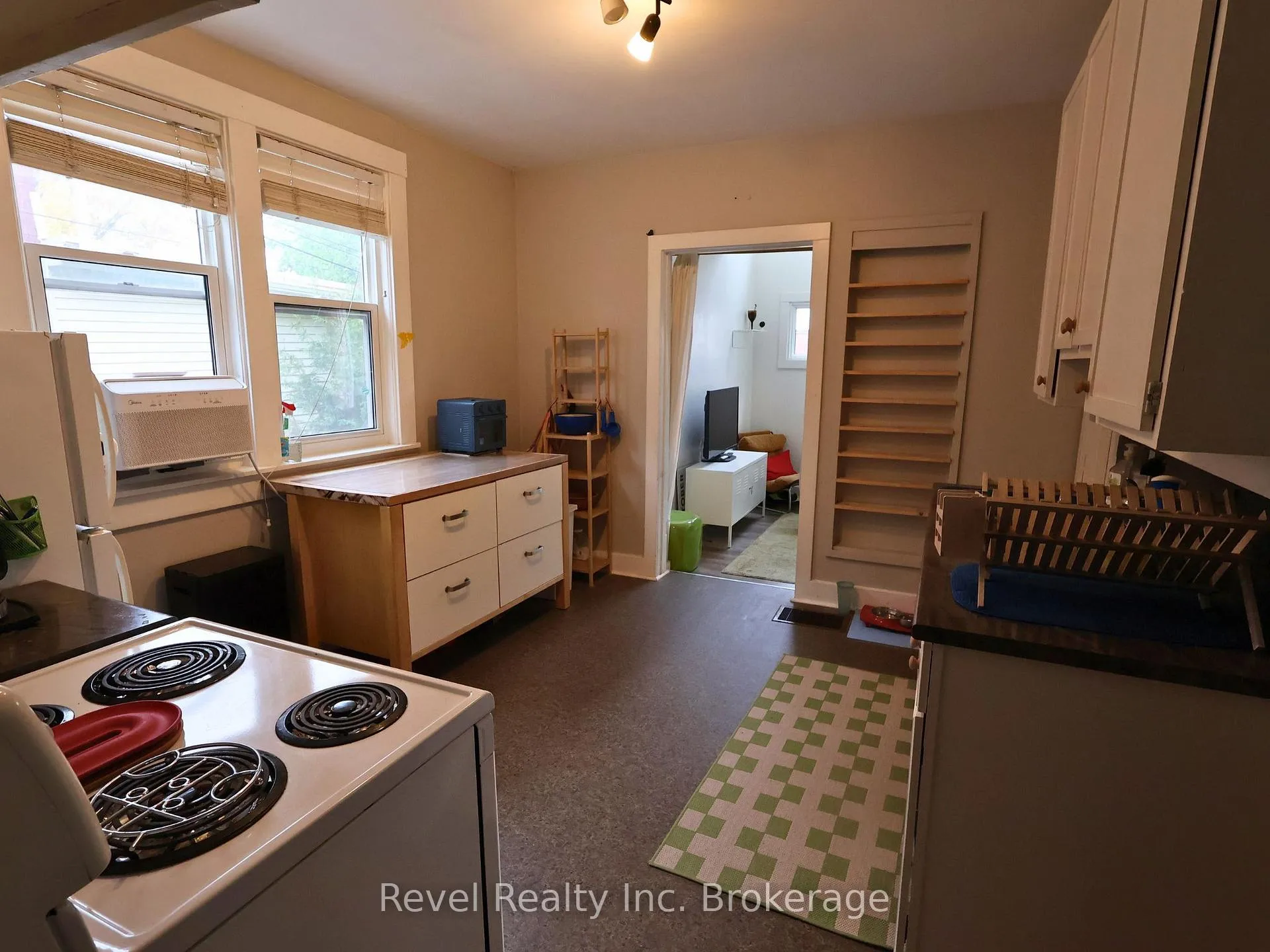 Photo 6 of Unit 1, 22 St Leger Street, Kitchener — HOMEH