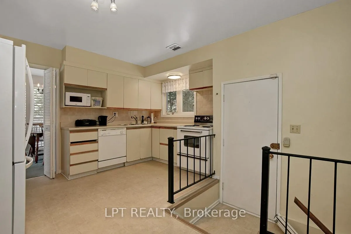 Photo 19 of 1771 Mcmaster Avenue, Ottawa, Guildwood Estates - Urbandale Acres — HOMEH