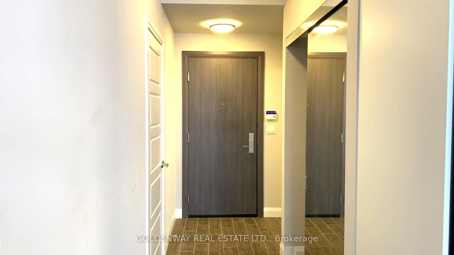 Photo 2 of Unit 529, 25 Water Walk Drive, Markham, Unionville — HOMEH