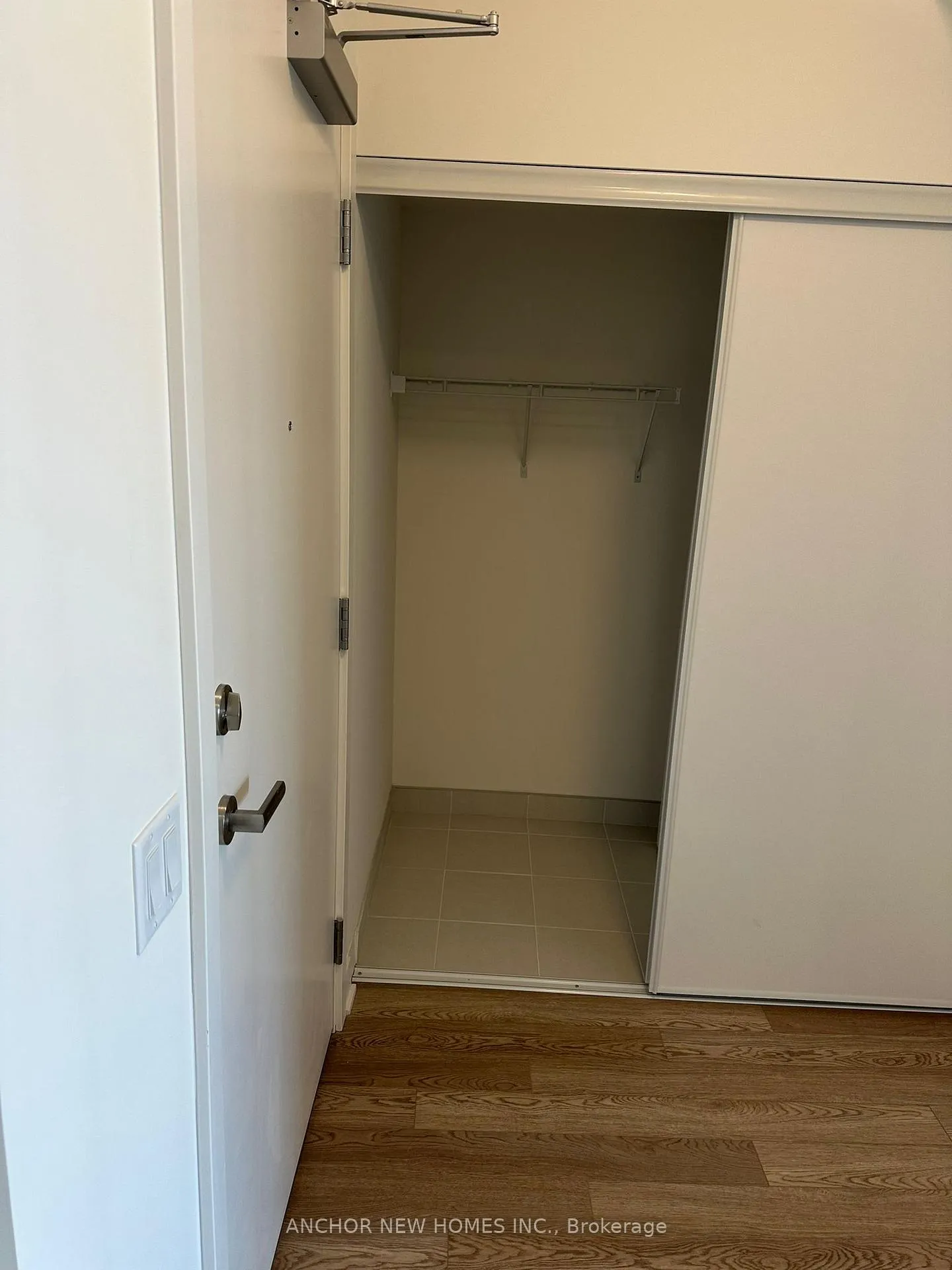 Photo 5 of Unit Unit#518, 51 Clarington Blvd, Clarington, Bowmanville — HOMEH