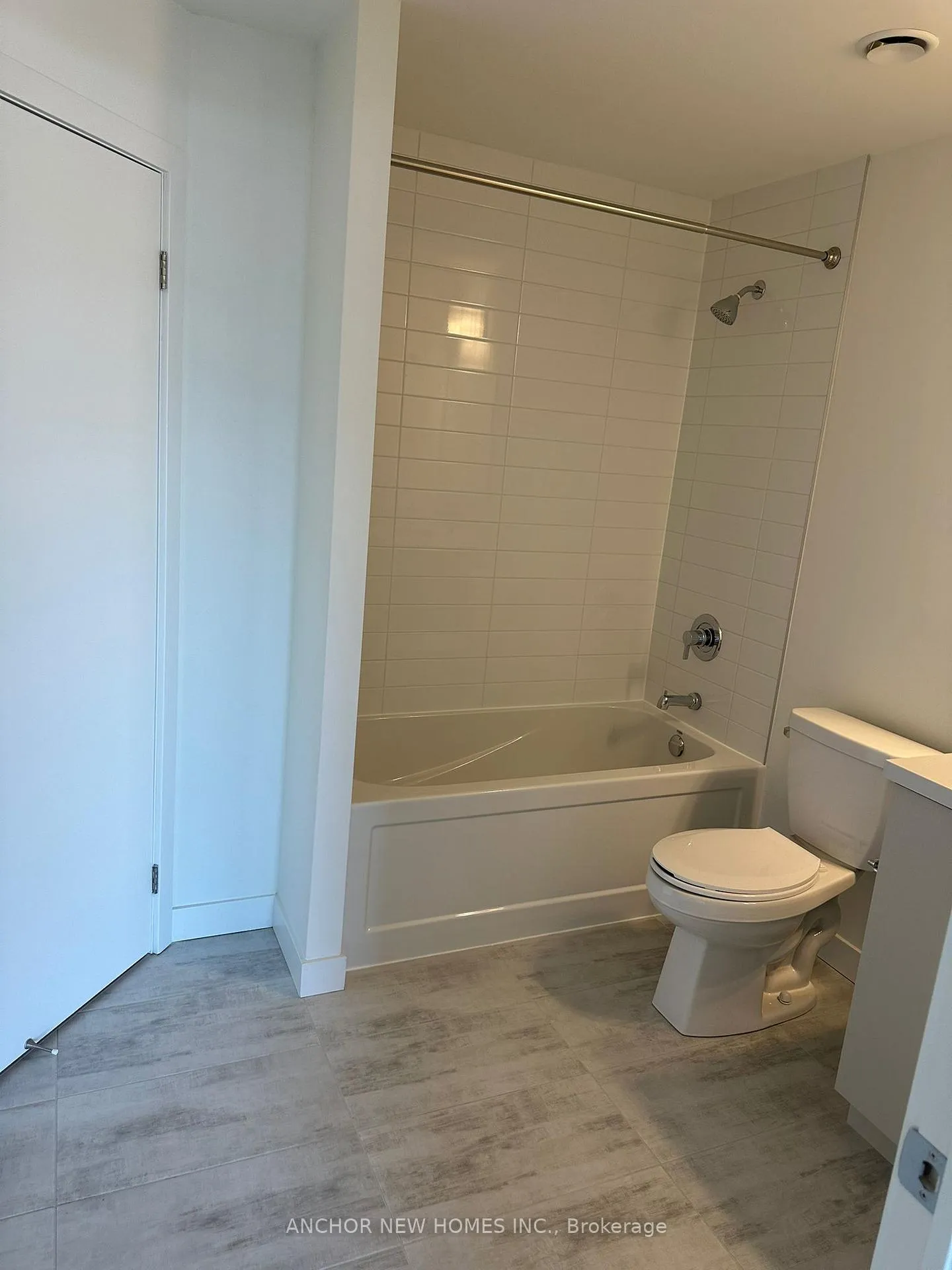 Photo 6 of Unit Unit#518, 51 Clarington Blvd, Clarington, Bowmanville — HOMEH