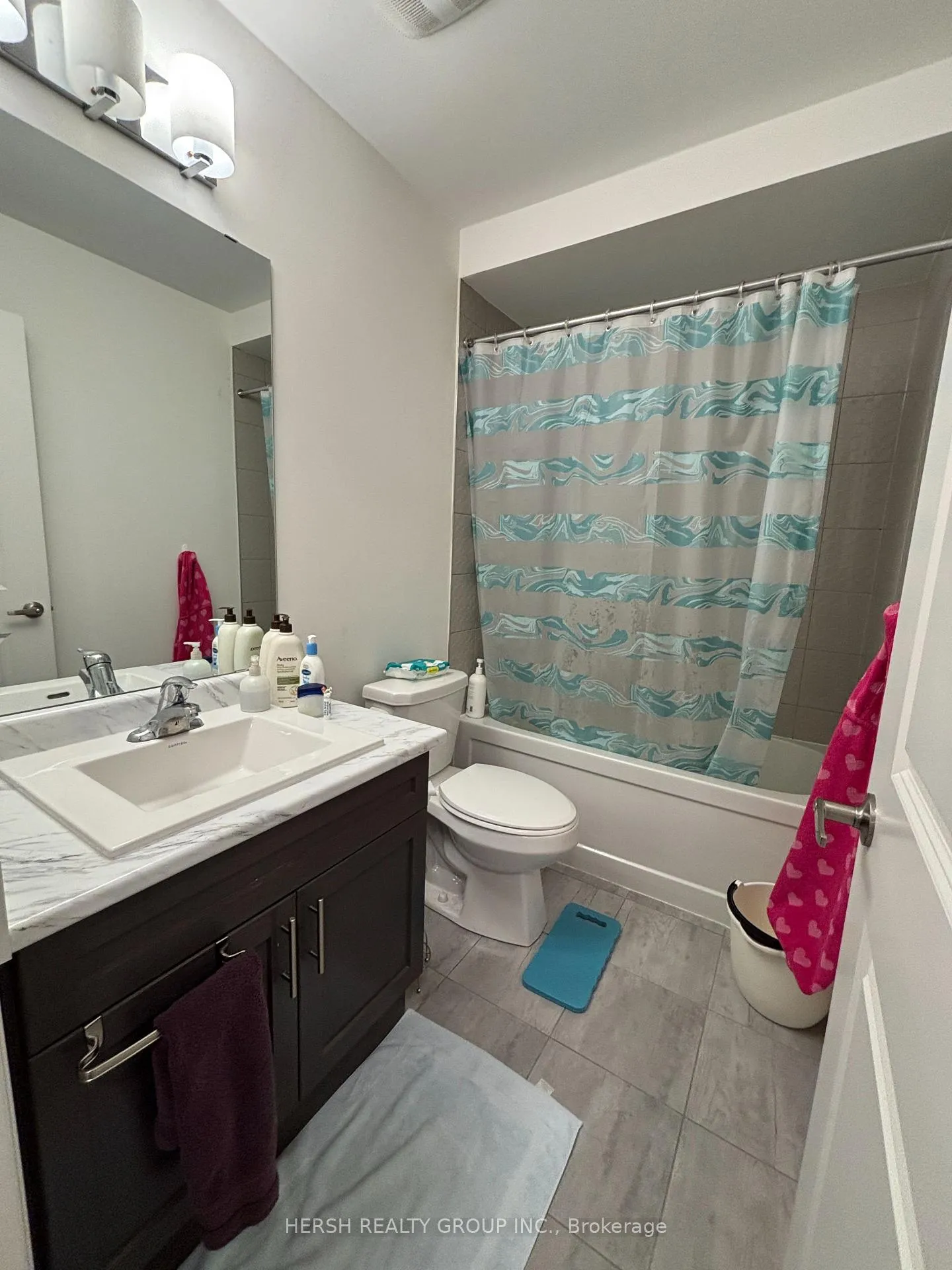 Photo 16 of 12 Hughes Lane, New Tecumseth, Beeton — HOMEH