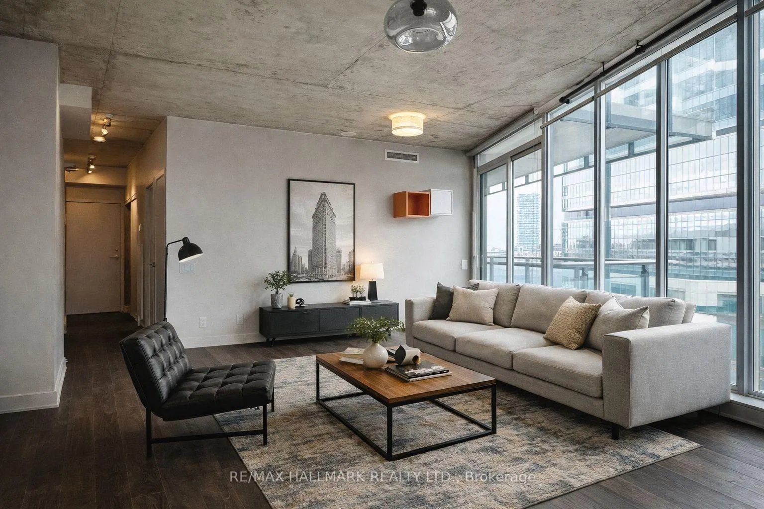 Photo 2 of Unit 914, 318 King Street E, Toronto, Moss Park — HOMEH