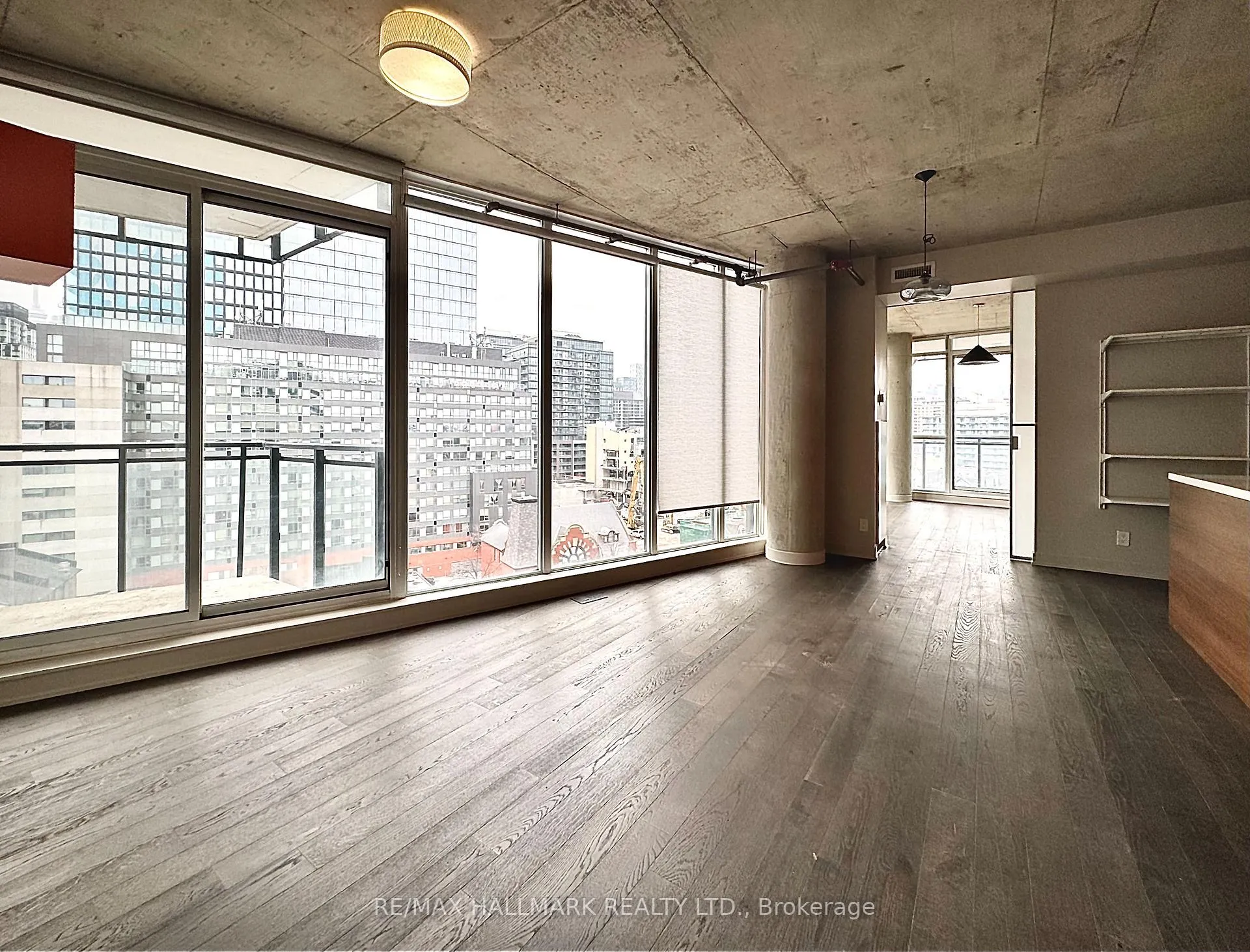 Photo 5 of Unit 914, 318 King Street E, Toronto, Moss Park — HOMEH