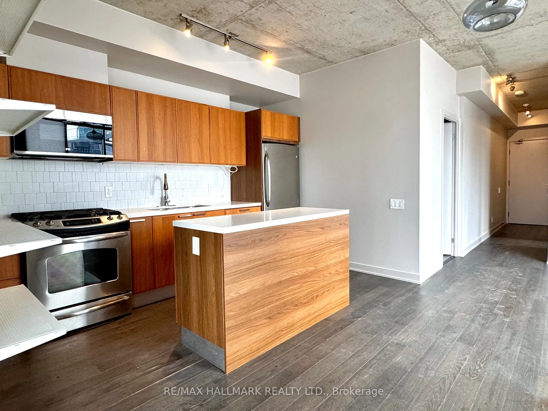Photo 10 of Unit 914, 318 King Street E, Toronto, Moss Park — HOMEH