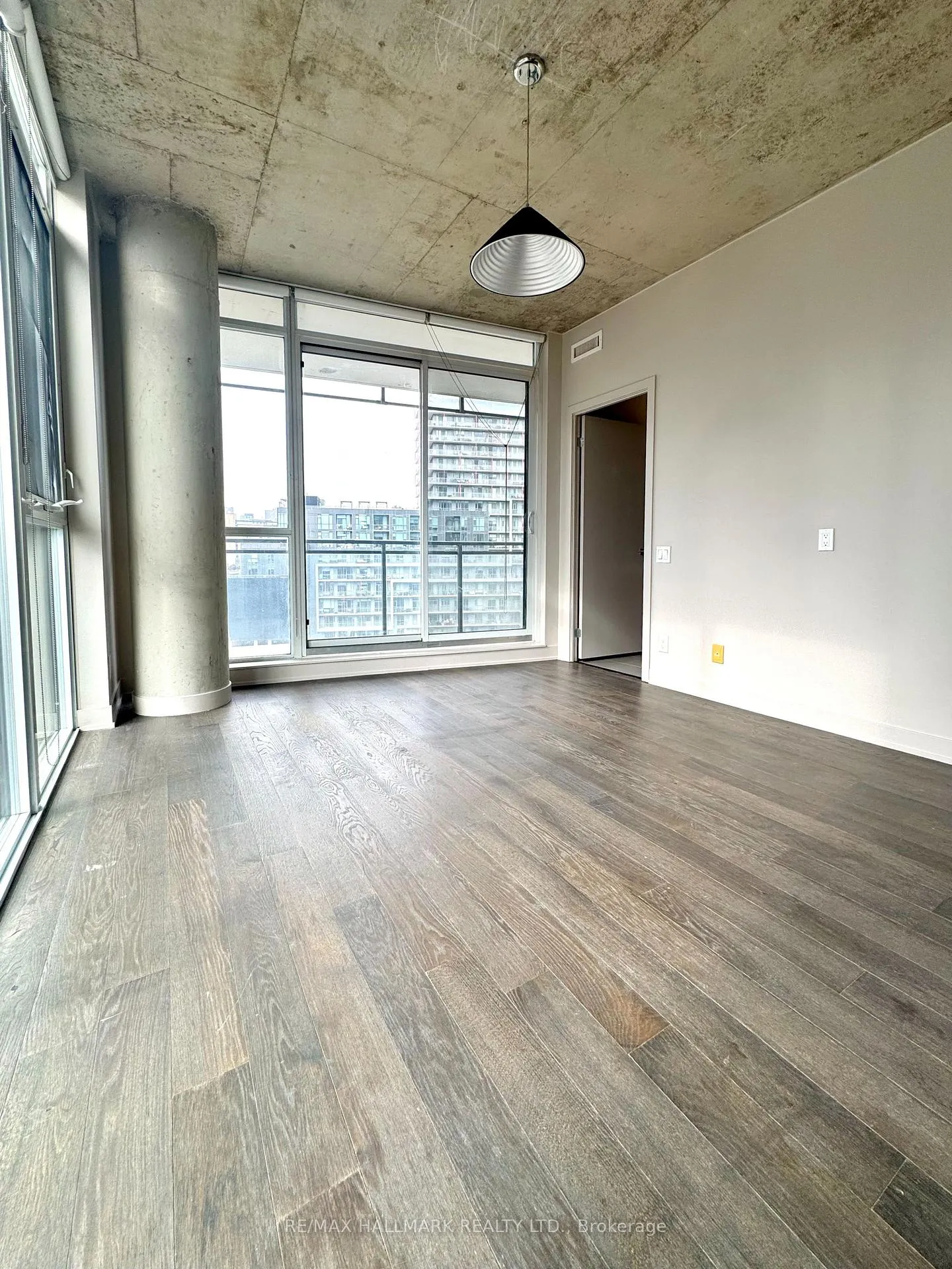 Photo 14 of Unit 914, 318 King Street E, Toronto, Moss Park — HOMEH