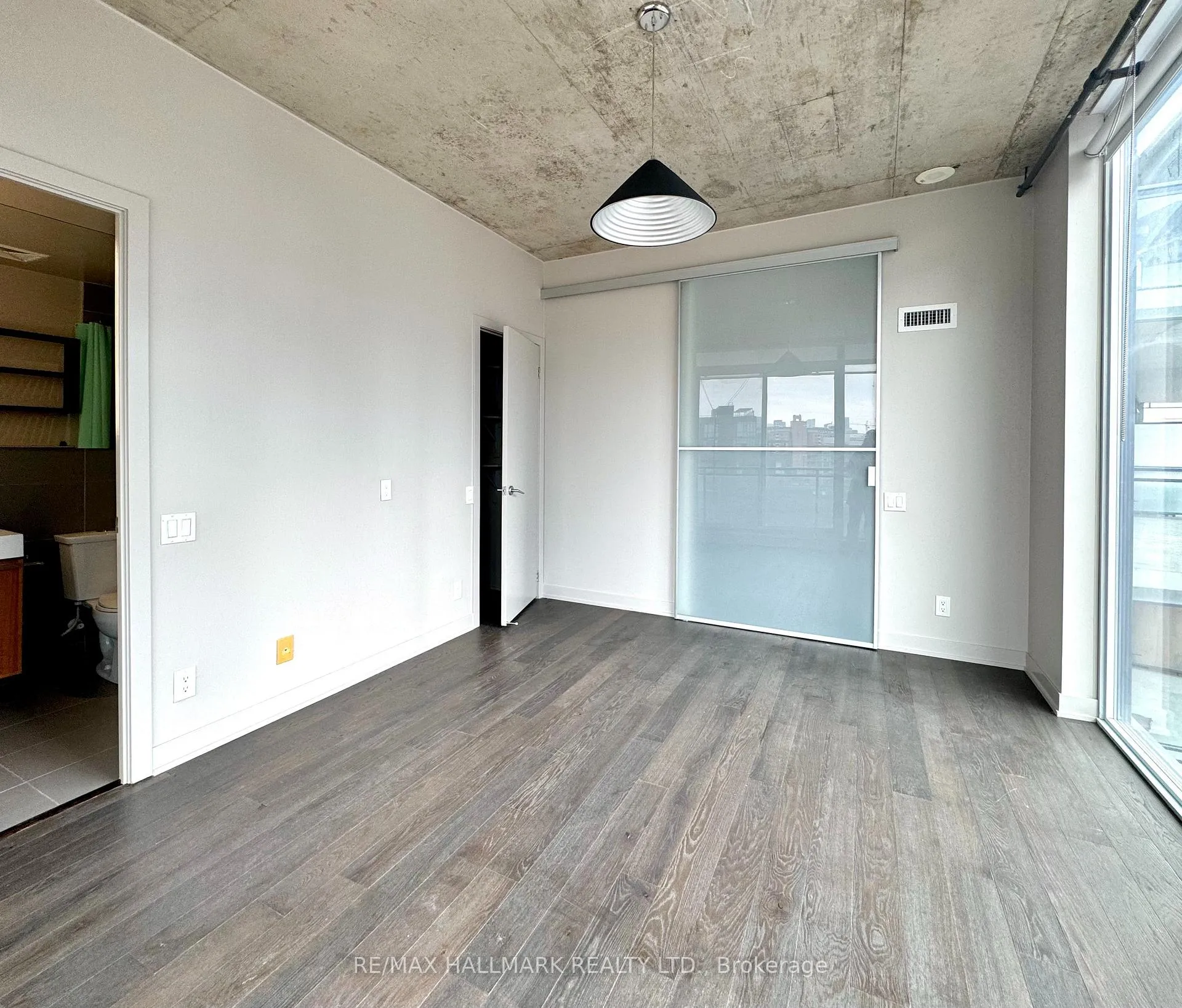 Photo 17 of Unit 914, 318 King Street E, Toronto, Moss Park — HOMEH
