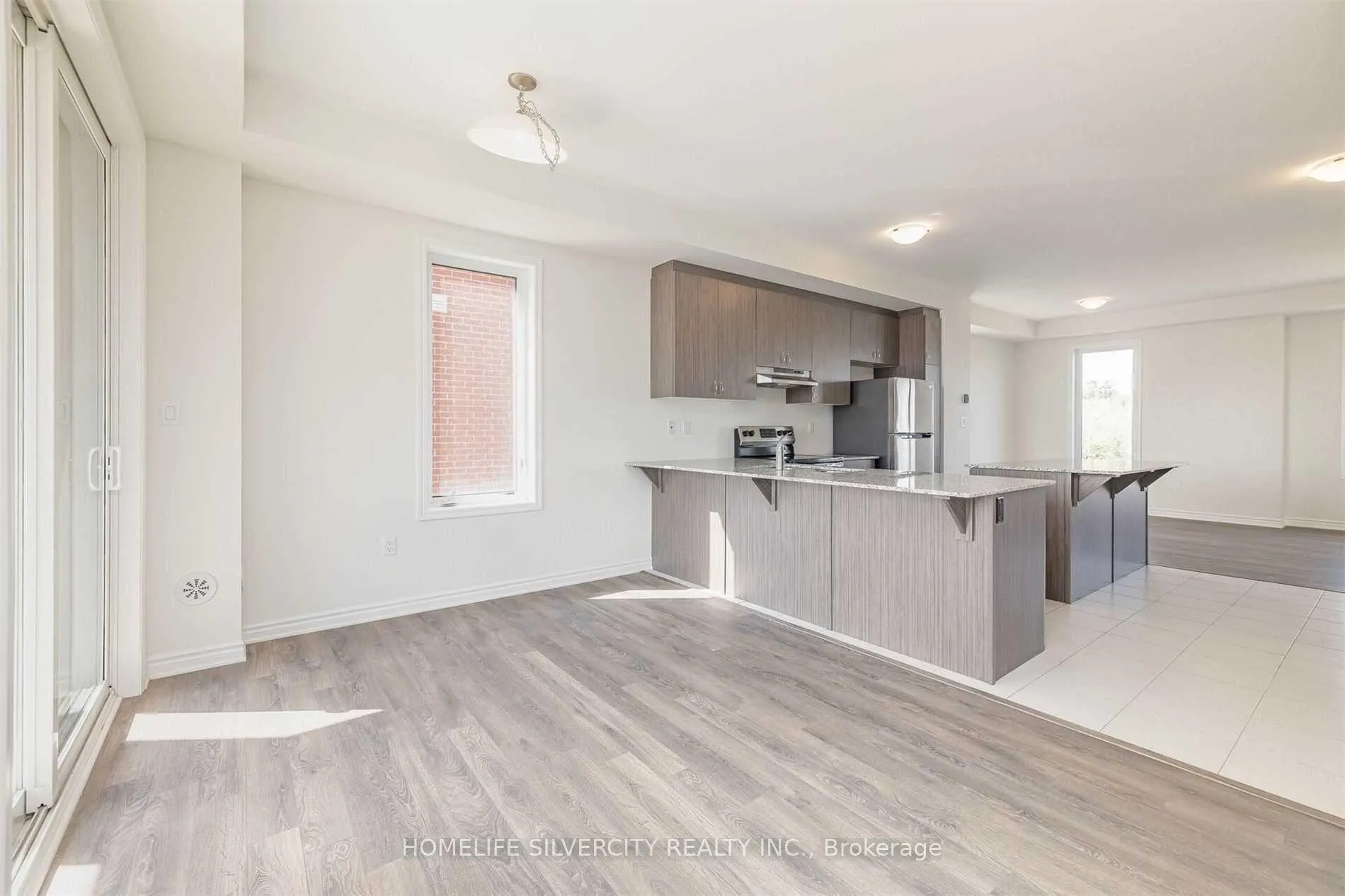 Photo 25 of 15 Summer Wind Lane, Brampton, Northwest Brampton — HOMEH