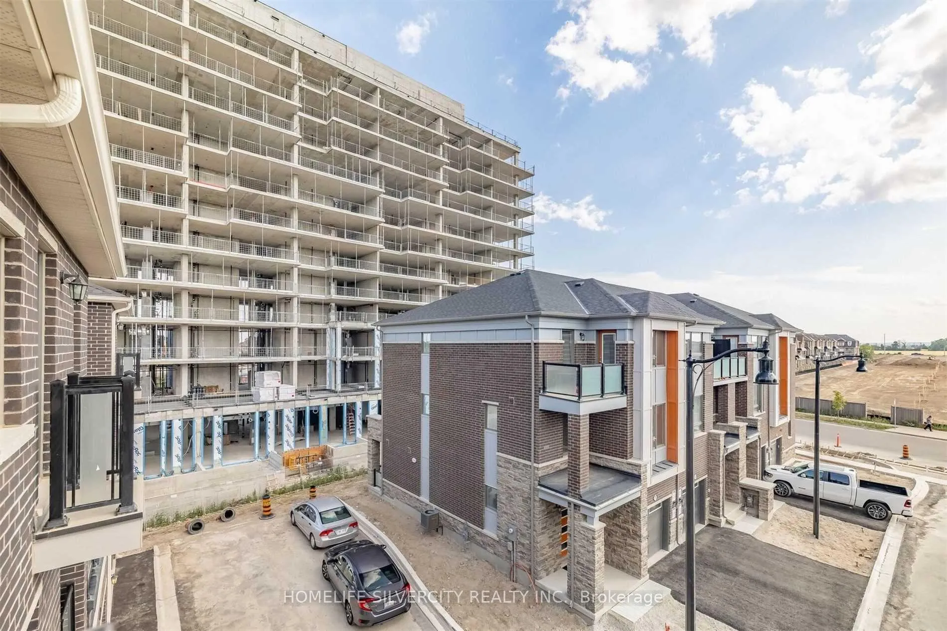 Photo 38 of 15 Summer Wind Lane, Brampton, Northwest Brampton — HOMEH