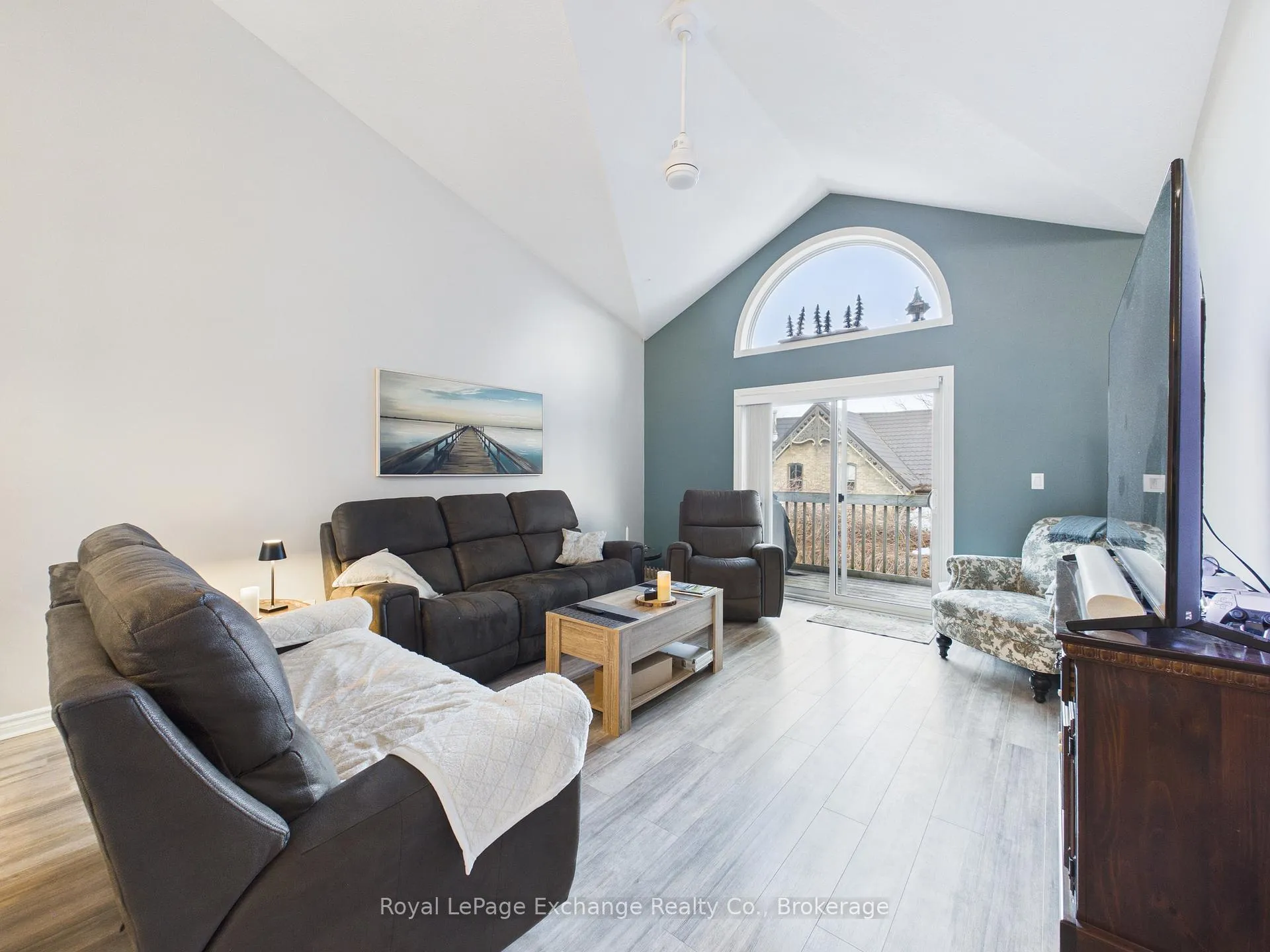 Photo 5 of Unit 13, 855 Princes Street N, Kincardine — HOMEH