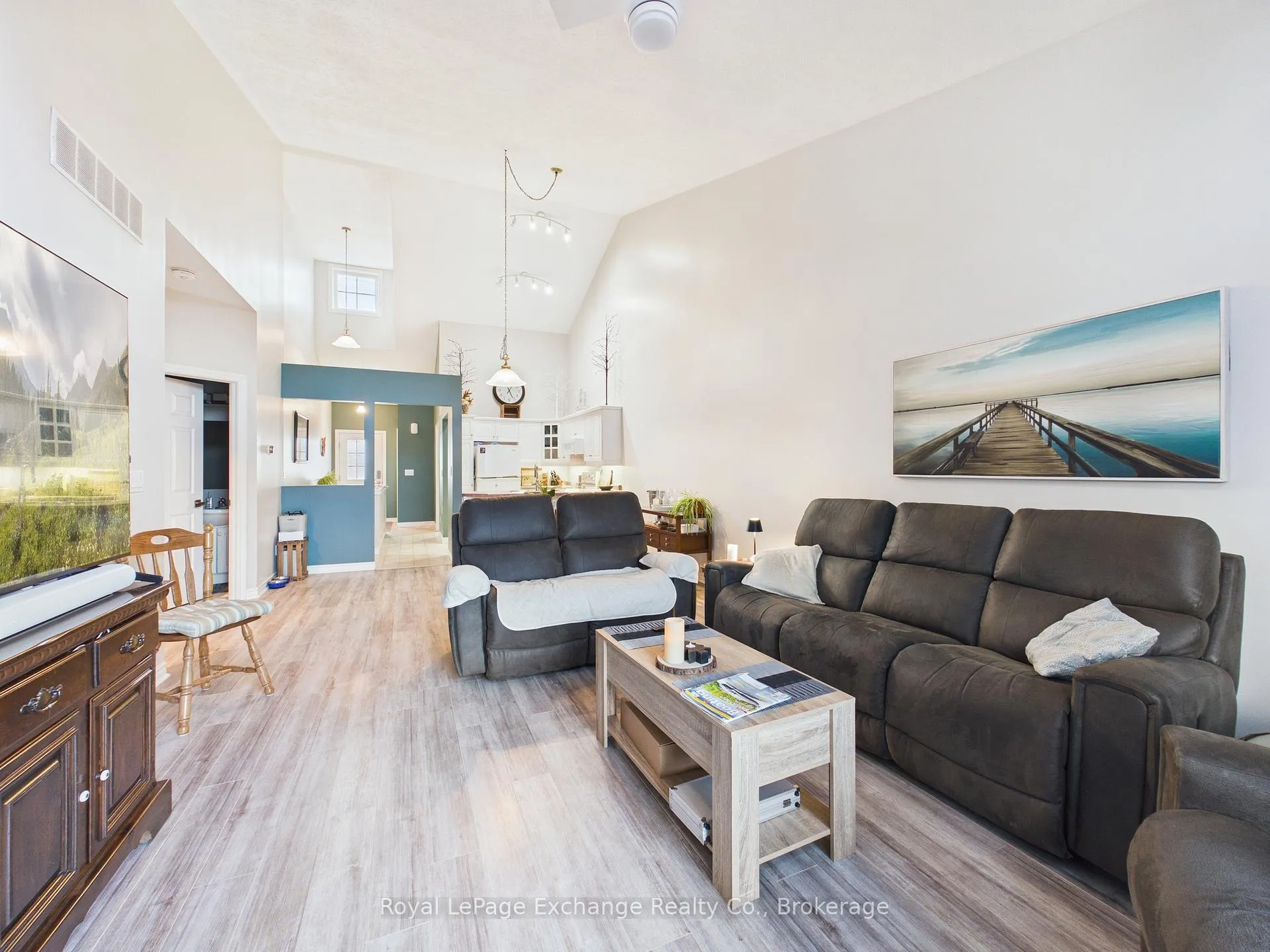 Photo 6 of Unit 13, 855 Princes Street N, Kincardine — HOMEH