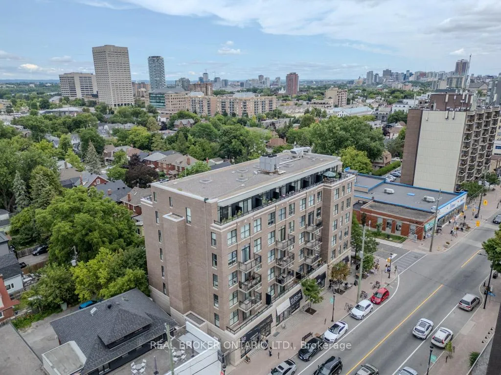 Front of Unit 604, 150 Caroline Avenue N