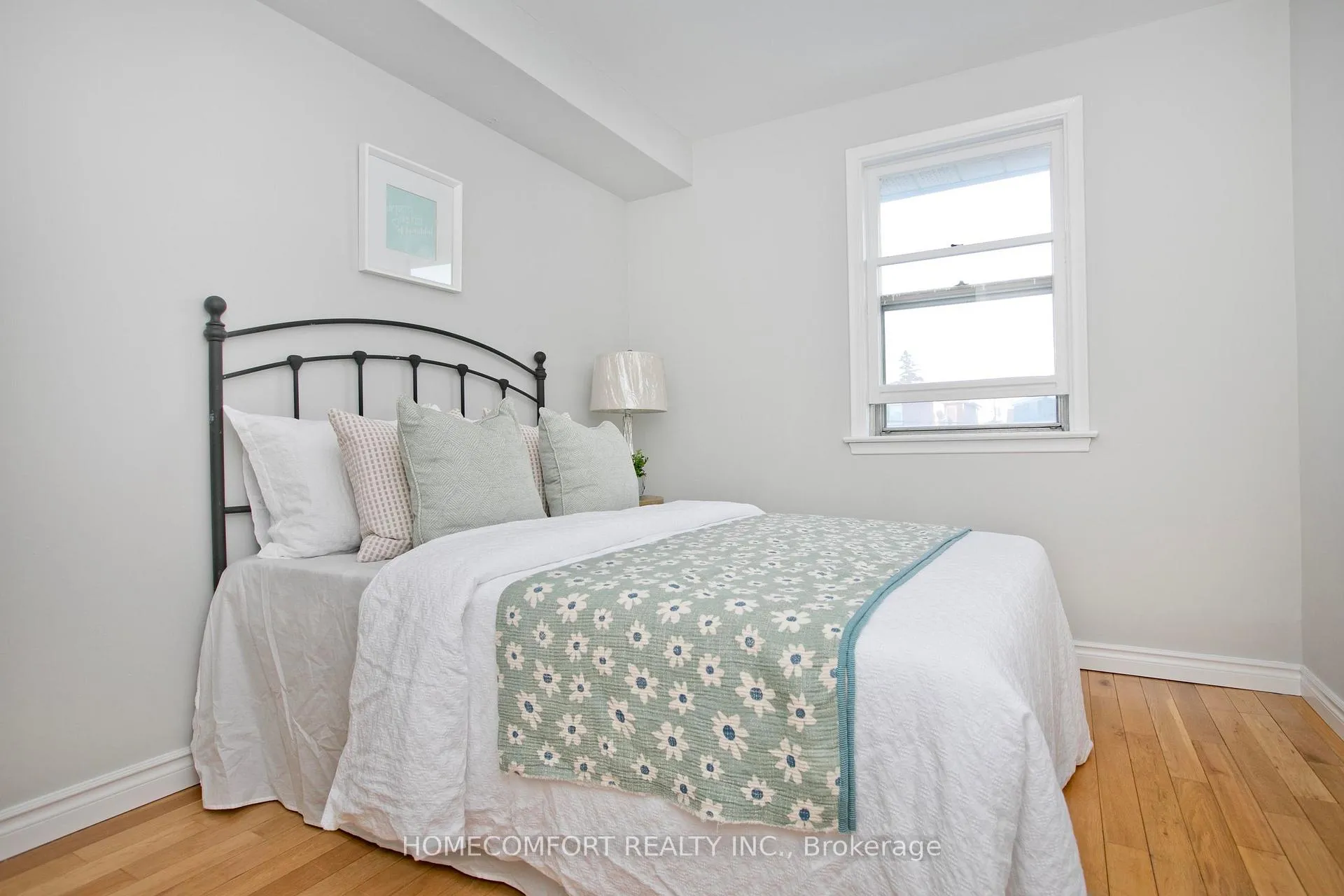 Photo 15 of 55 Lanark Avenue, Toronto, Oakwood Village — HOMEH