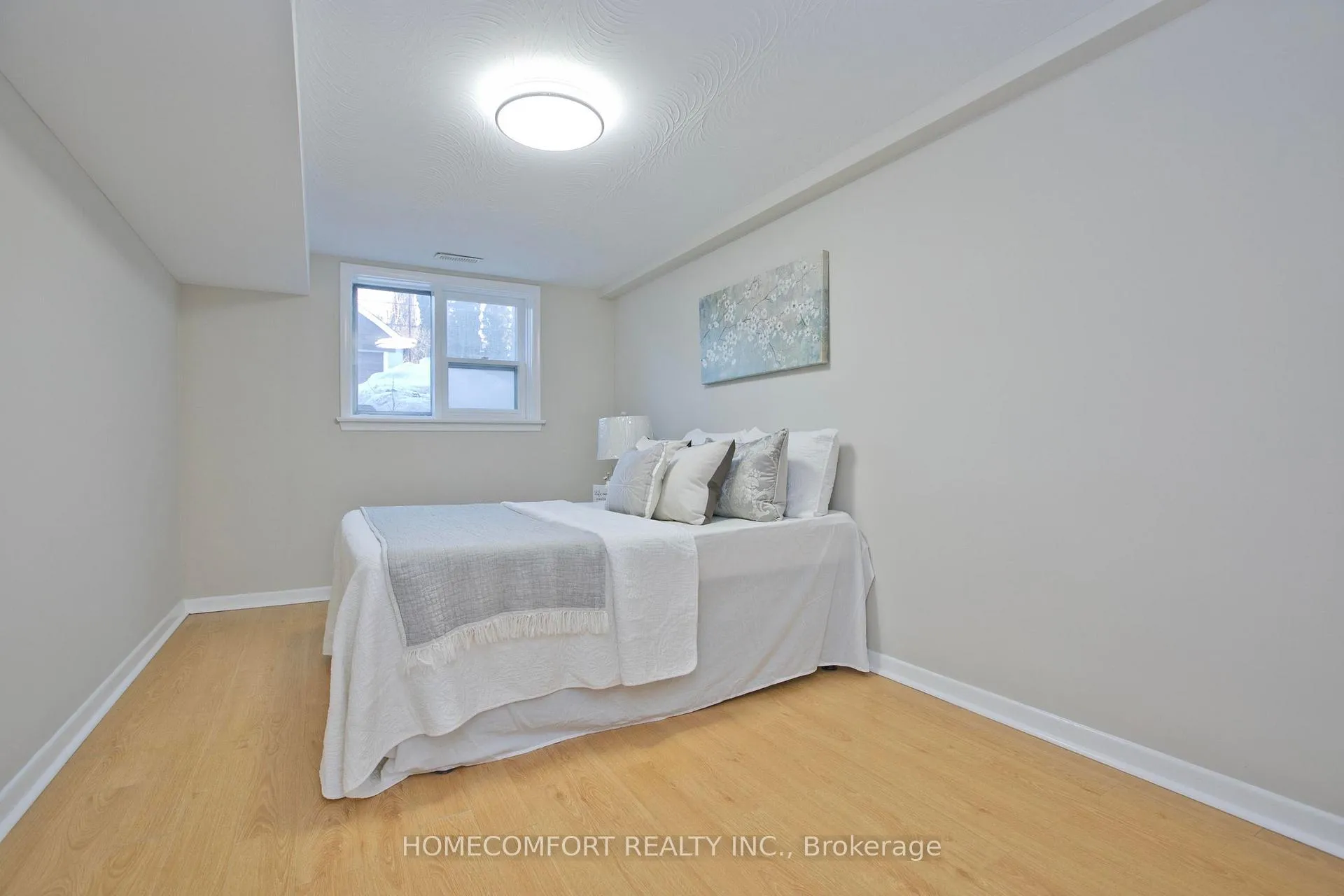Photo 17 of 55 Lanark Avenue, Toronto, Oakwood Village — HOMEH