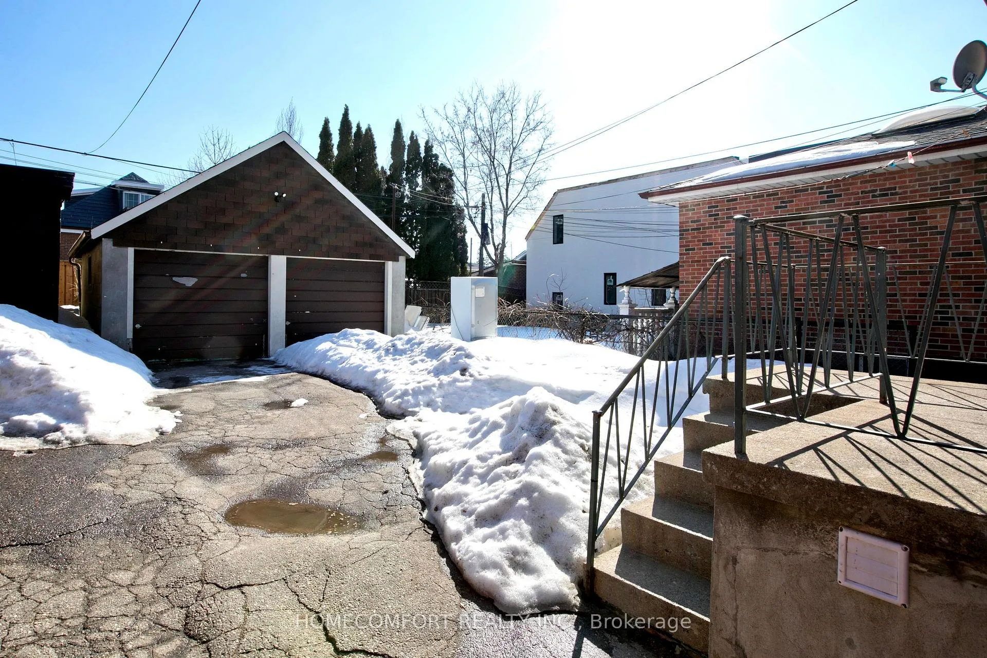 Photo 18 of 55 Lanark Avenue, Toronto, Oakwood Village — HOMEH