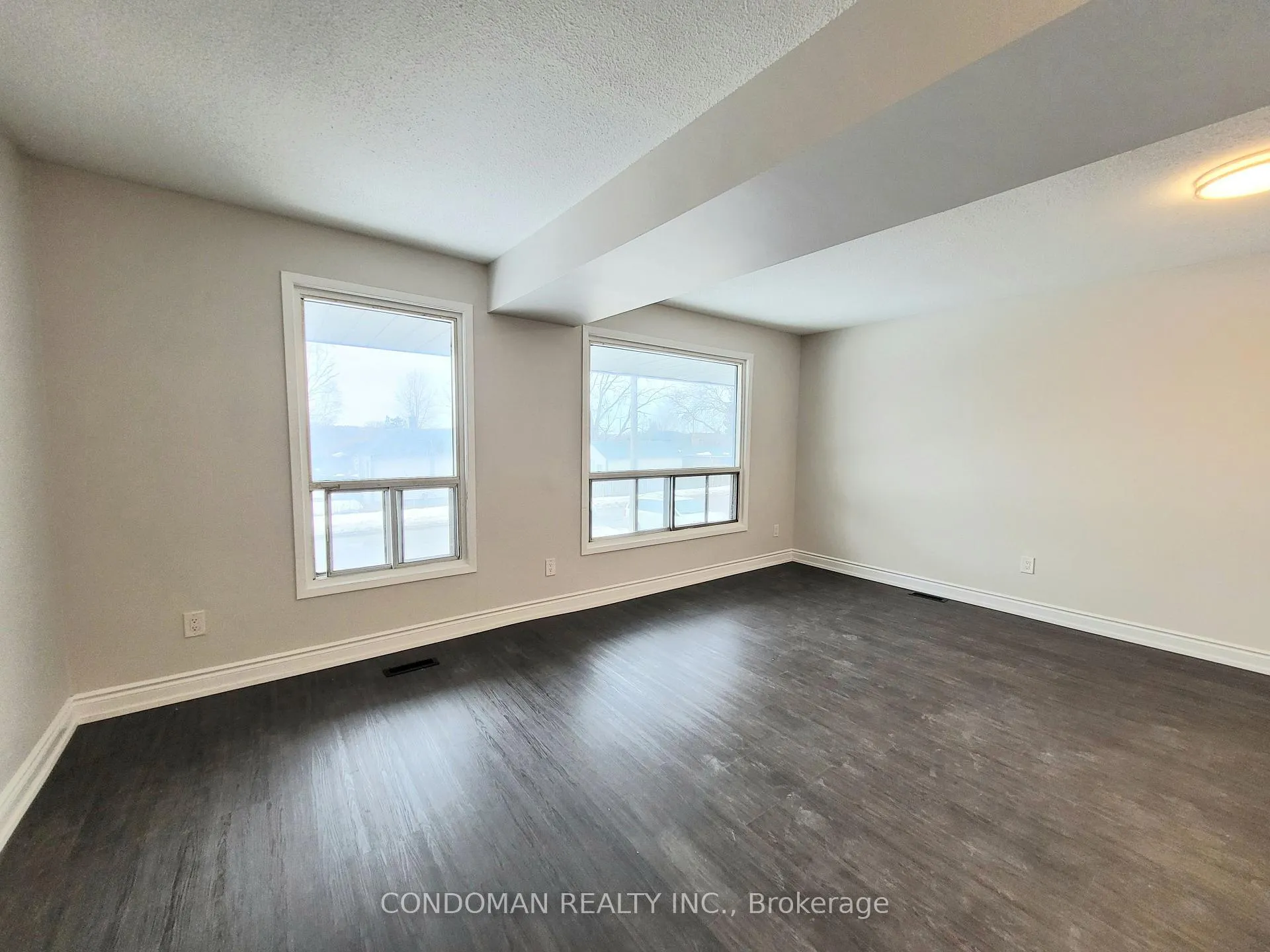 Front of Unit 4, 477 Dean Avenue