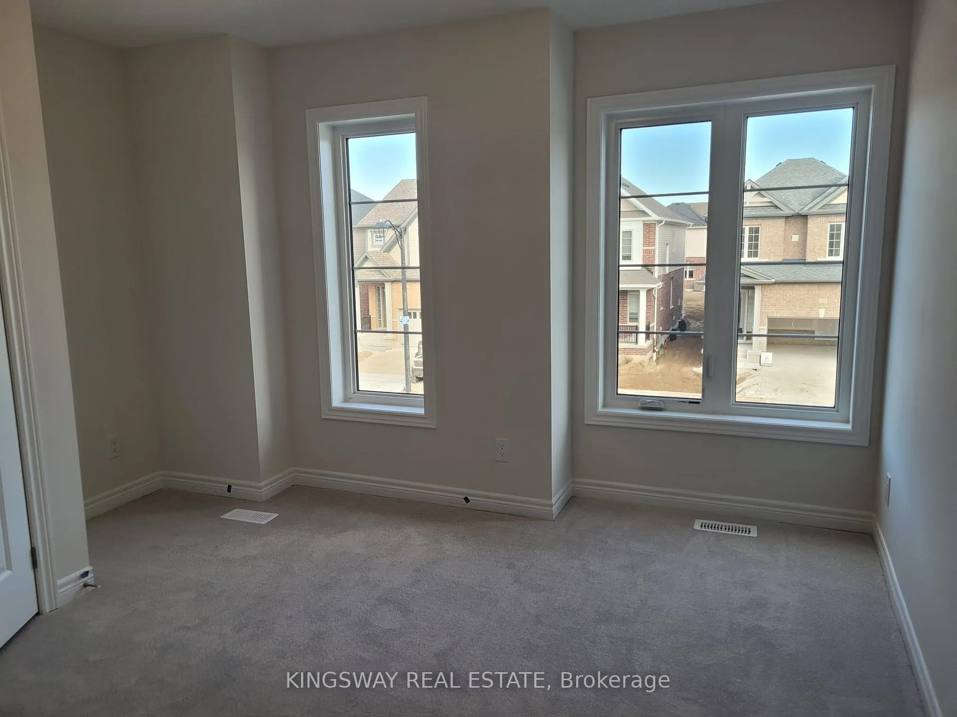 Photo 10 of 524 Beckview Crescent, Kitchener — HOMEH