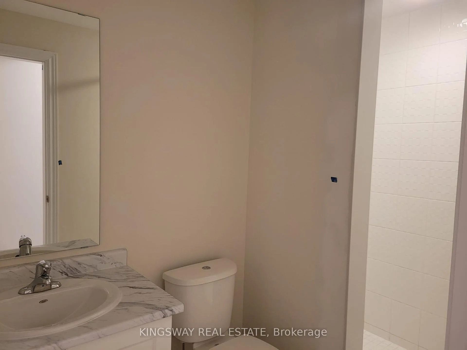 Photo 19 of 524 Beckview Crescent, Kitchener — HOMEH