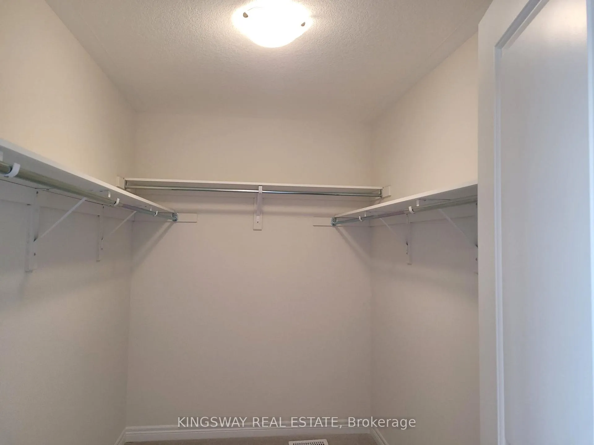 Photo 22 of 524 Beckview Crescent, Kitchener — HOMEH