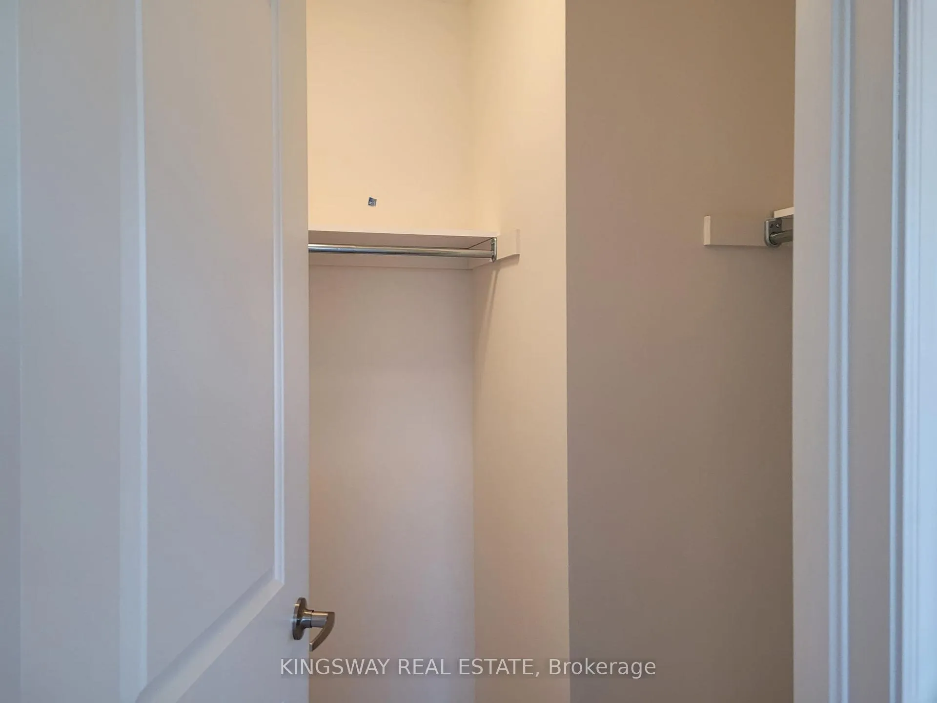 Photo 23 of 524 Beckview Crescent, Kitchener — HOMEH