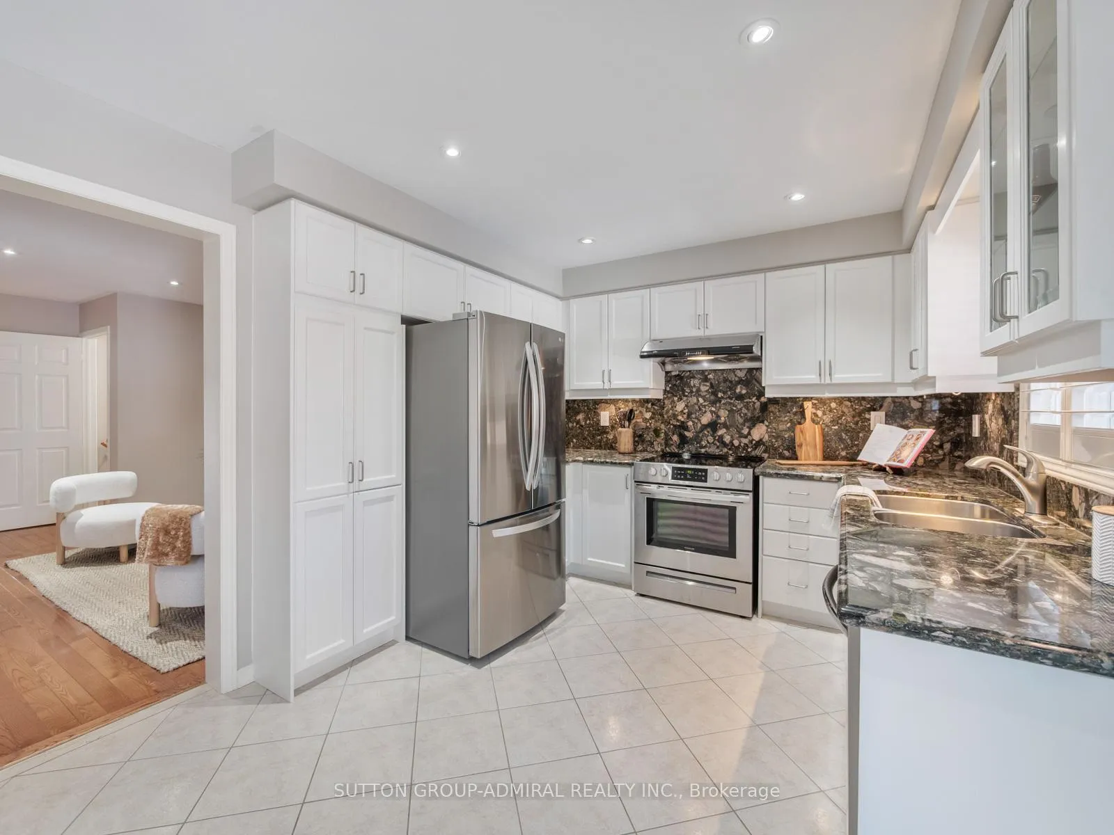 Photo 11 of 76 Orion Avenue, Vaughan, Vellore Village — HOMEH