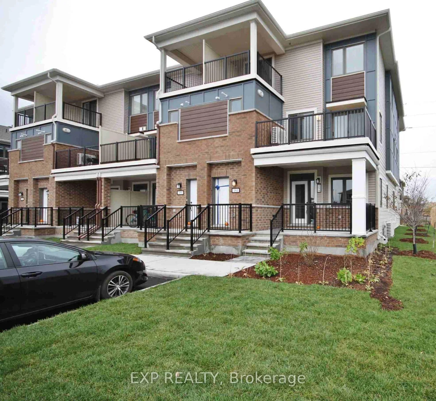 Photo 1 of 294 Zenith Private, Ottawa, Barrhaven - Half Moon Bay — HOMEH