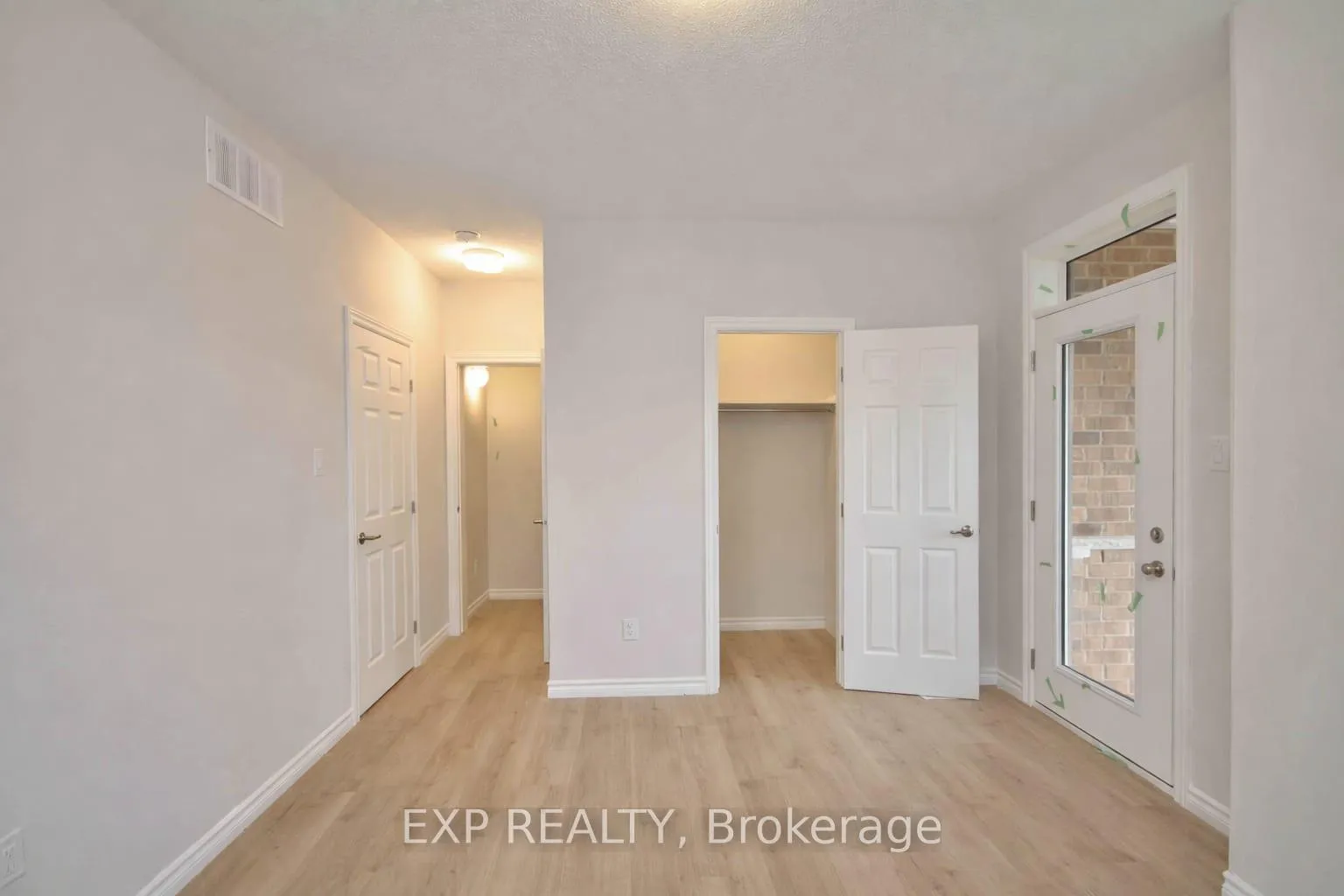 Photo 22 of 294 Zenith Private, Ottawa, Barrhaven - Half Moon Bay — HOMEH