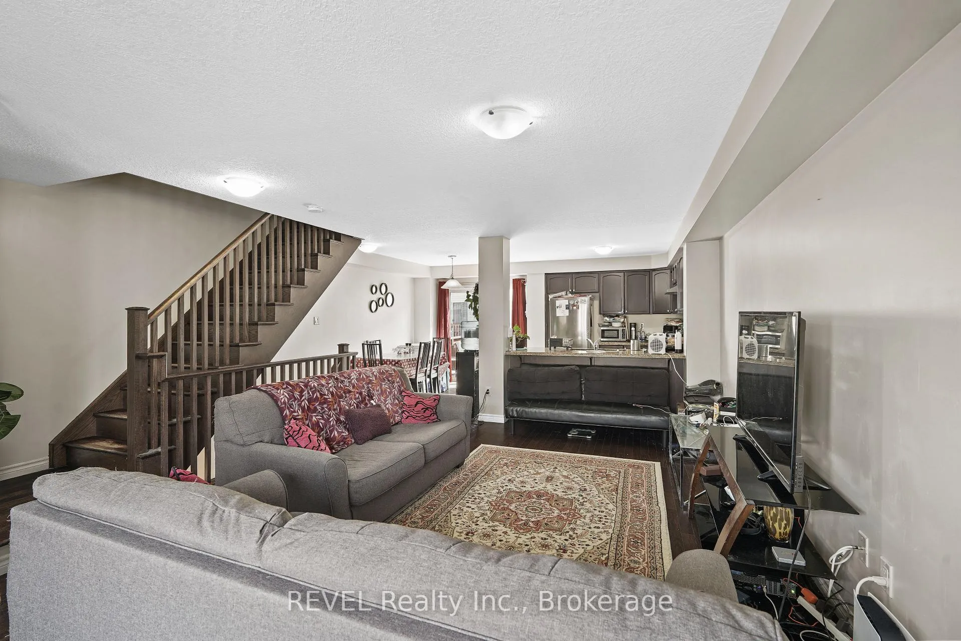 Photo 15 of 7 Dorchester Terrace, Hamilton, Stoney Creek Mountain — HOMEH