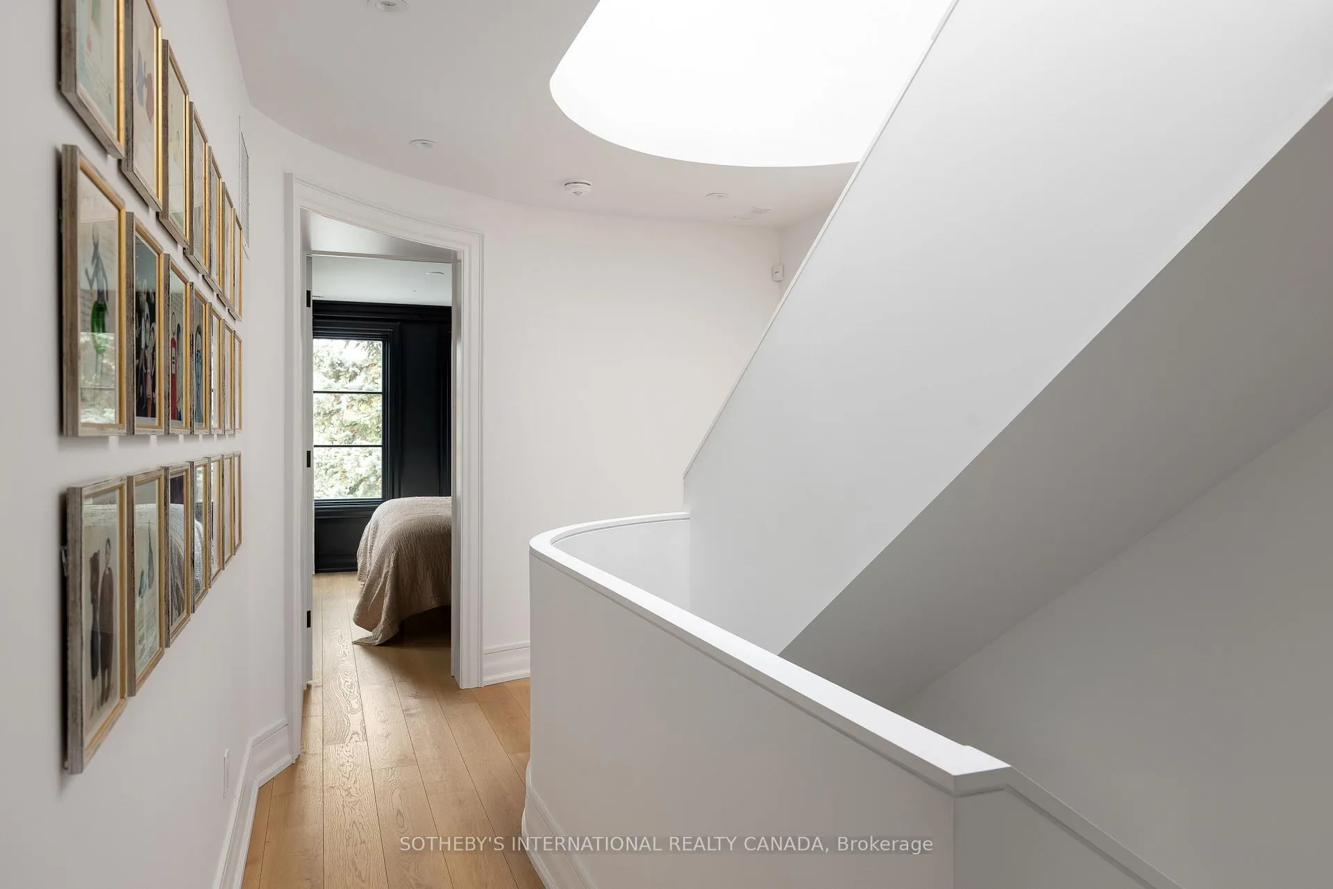 Photo 18 of 122 MacPherson Avenue, Toronto, The Annex — HOMEH