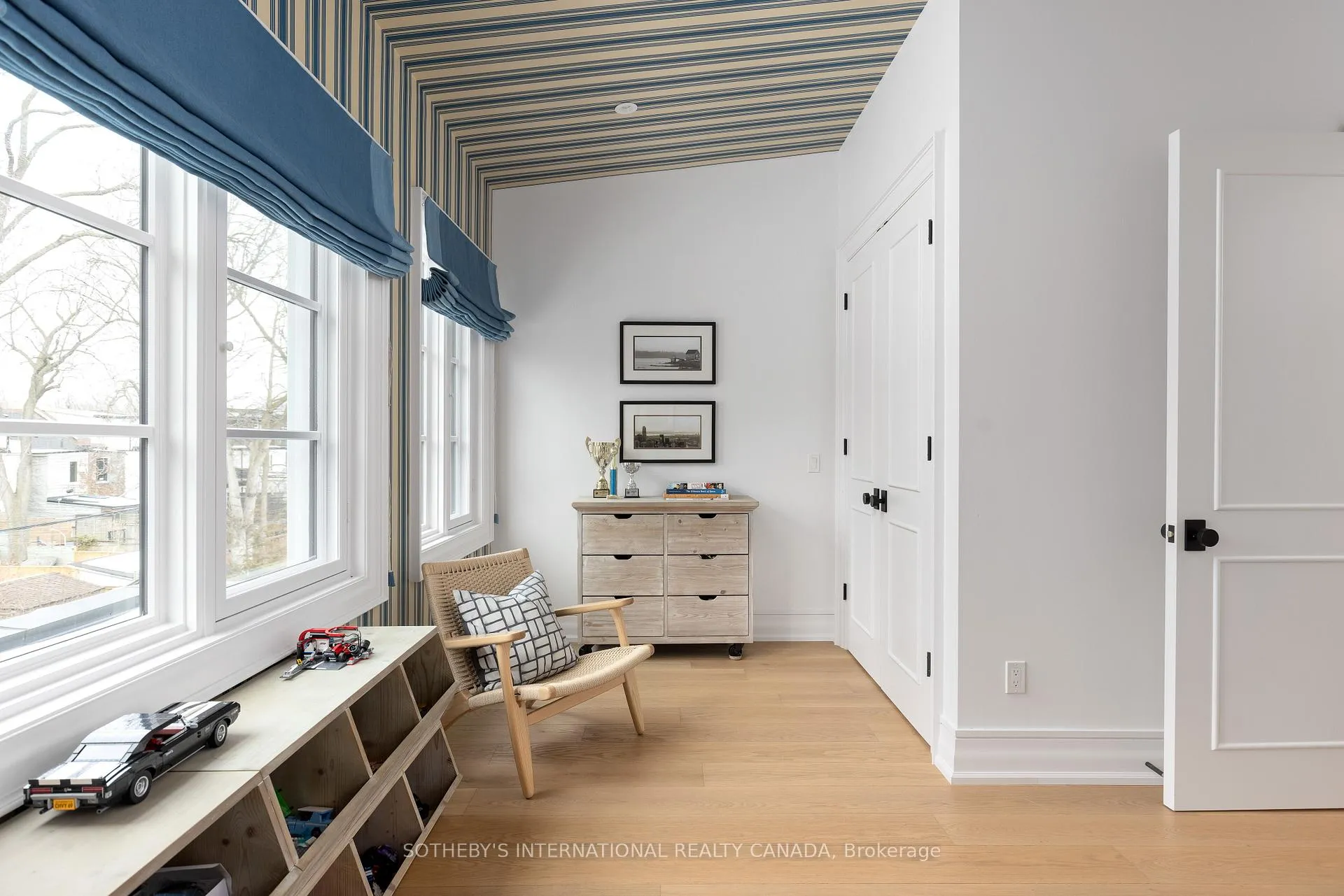 Photo 33 of 122 MacPherson Avenue, Toronto, The Annex — HOMEH