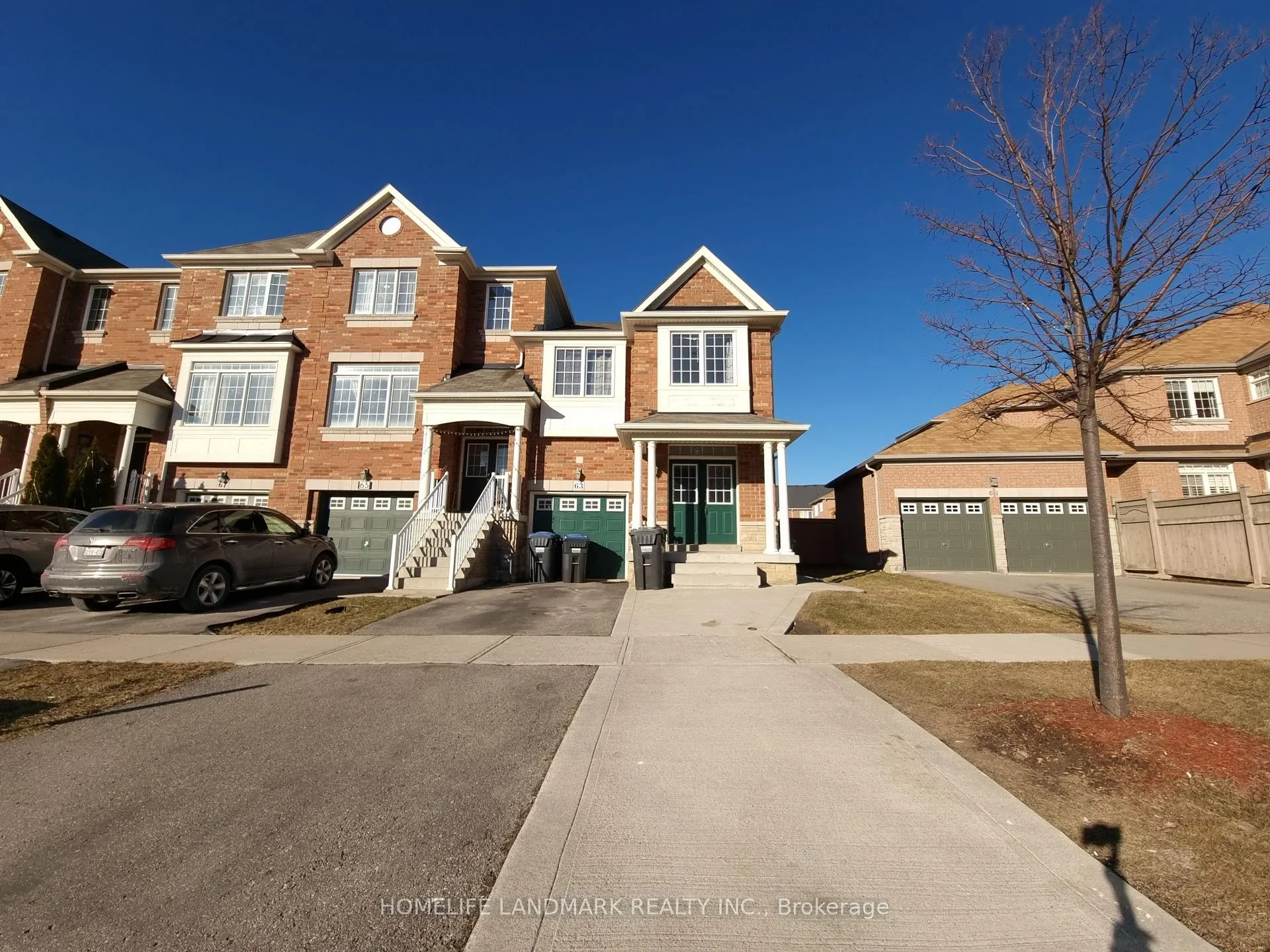 Photo 1 of 63 Lorenzo Circle, Brampton, Sandringham-Wellington — HOMEH