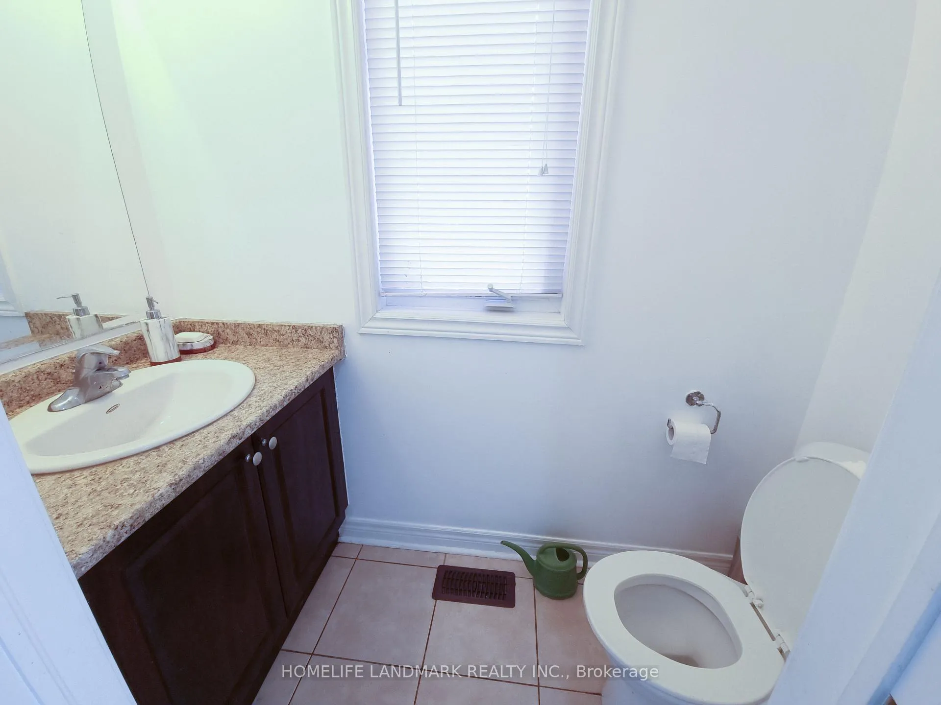 Photo 17 of 63 Lorenzo Circle, Brampton, Sandringham-Wellington — HOMEH